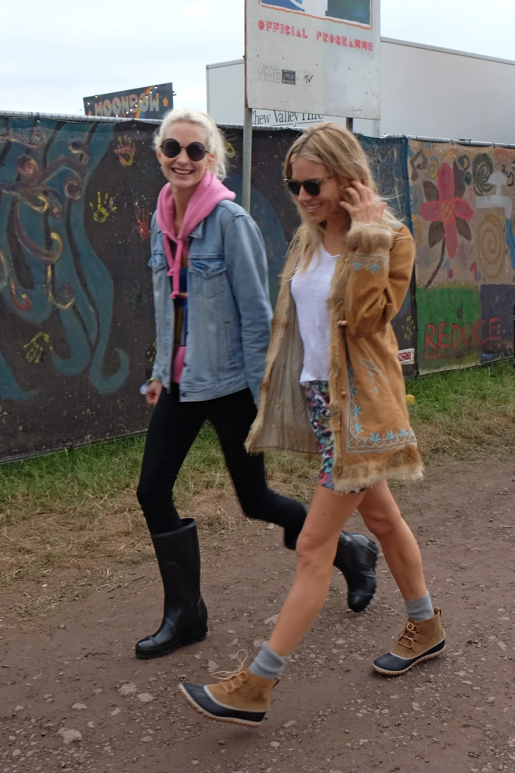 De actrice op Glastonbury in 2017
