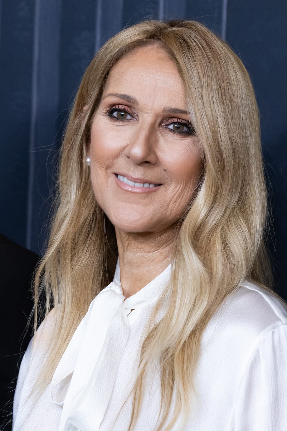 een-exclusief-interview-met-celine-dion-over-haar-zeldzame-aandoening-en-nieuwe-documentaire-die-vanaf-nu-te-zien-is-303707