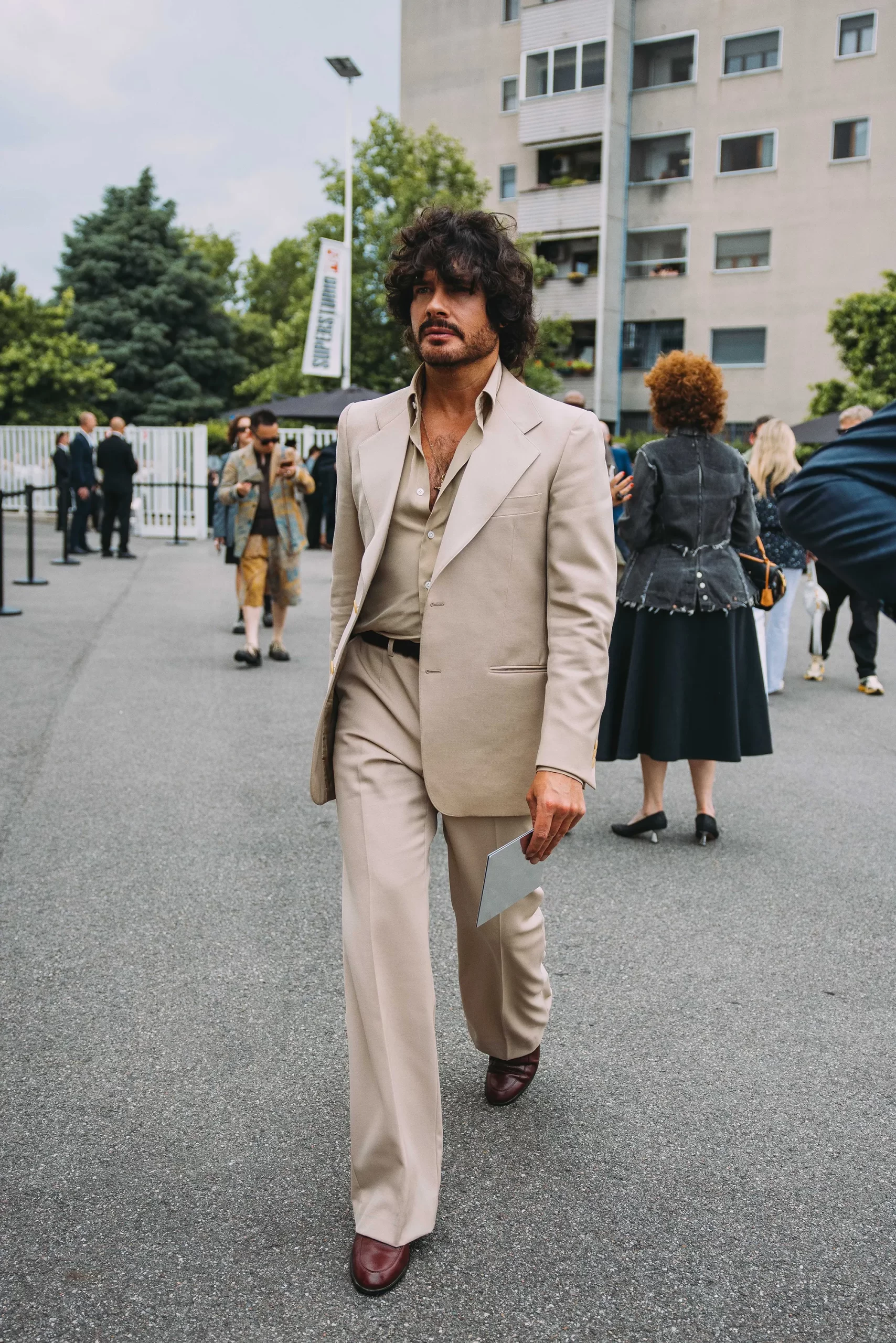 Streetstyle tijdens Milan Men's Fashion Week lente/zomer 2025