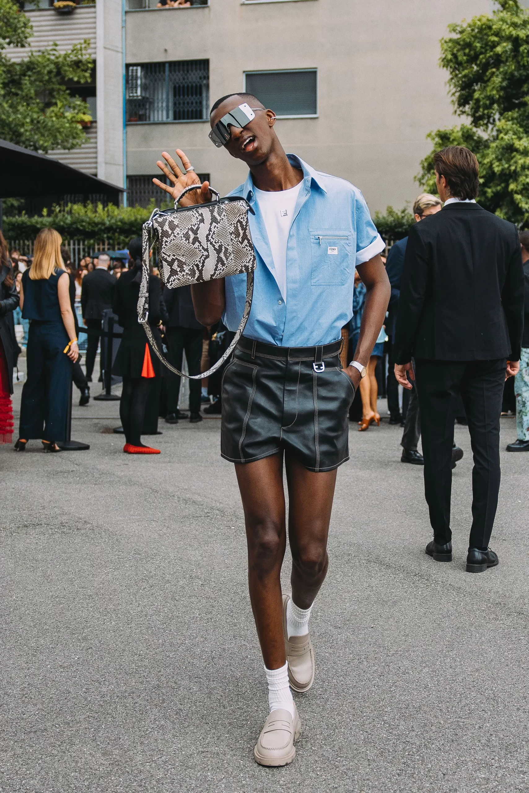 Streetstyle tijdens Milan Men's Fashion Week lente/zomer 2025