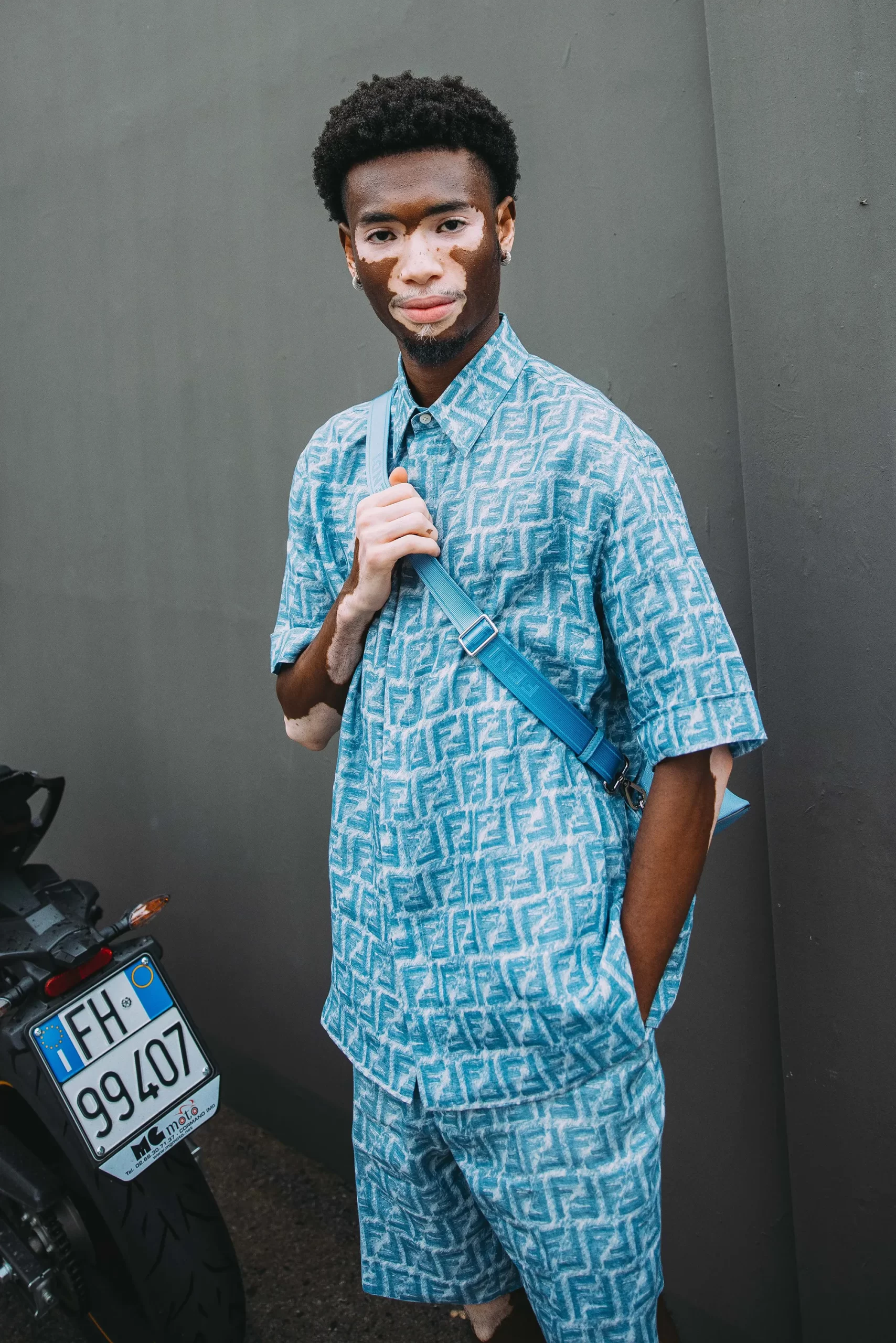 Streetstyle tijdens Milan Men's Fashion Week lente/zomer 2025