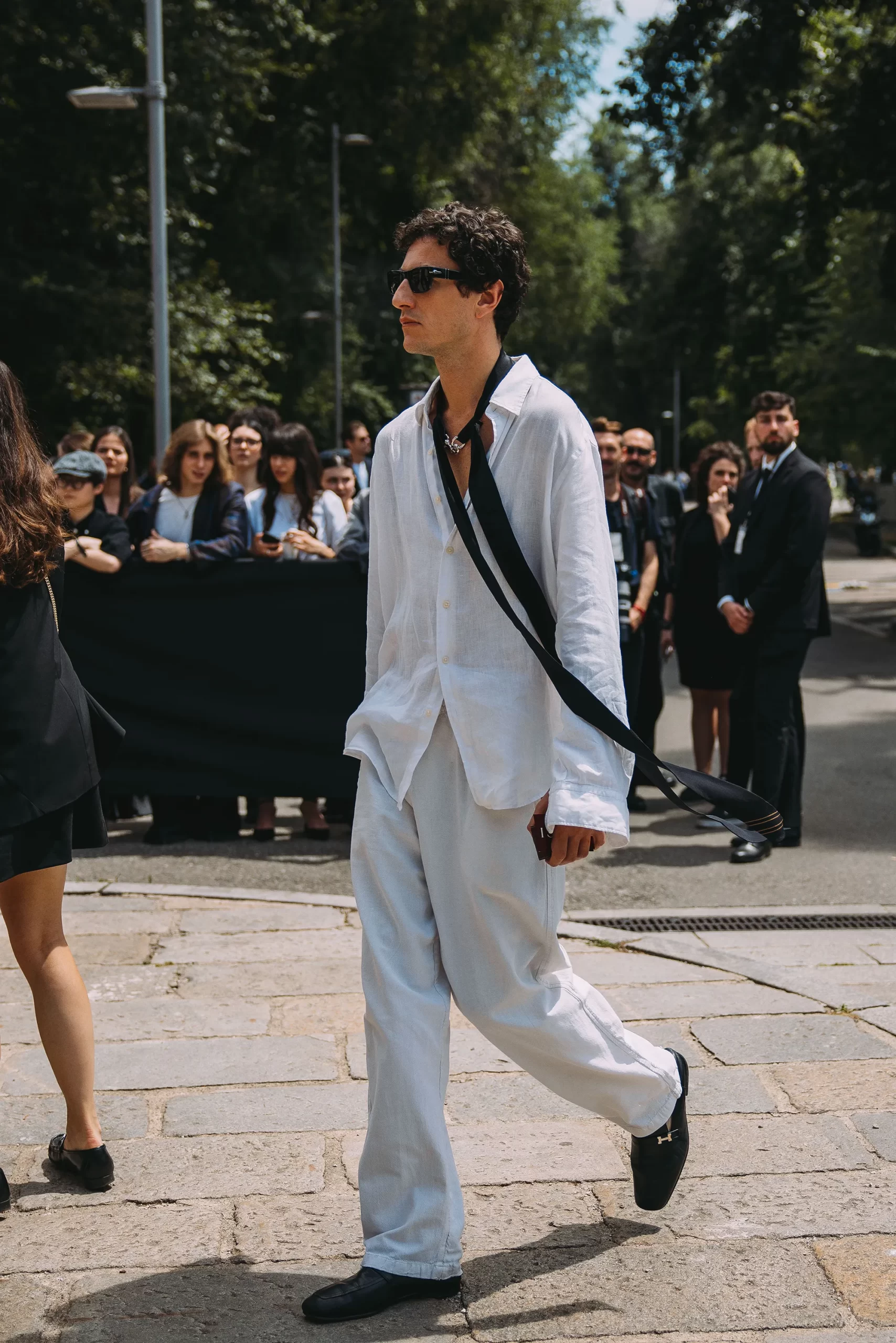 Streetstyle tijdens Milan Men's Fashion Week lente/zomer 2025