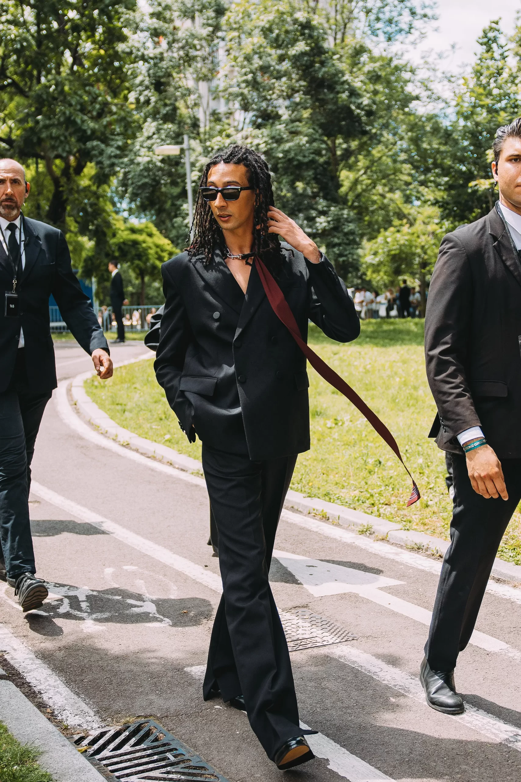 Streetstyle tijdens Milan Men's Fashion Week lente/zomer 2025