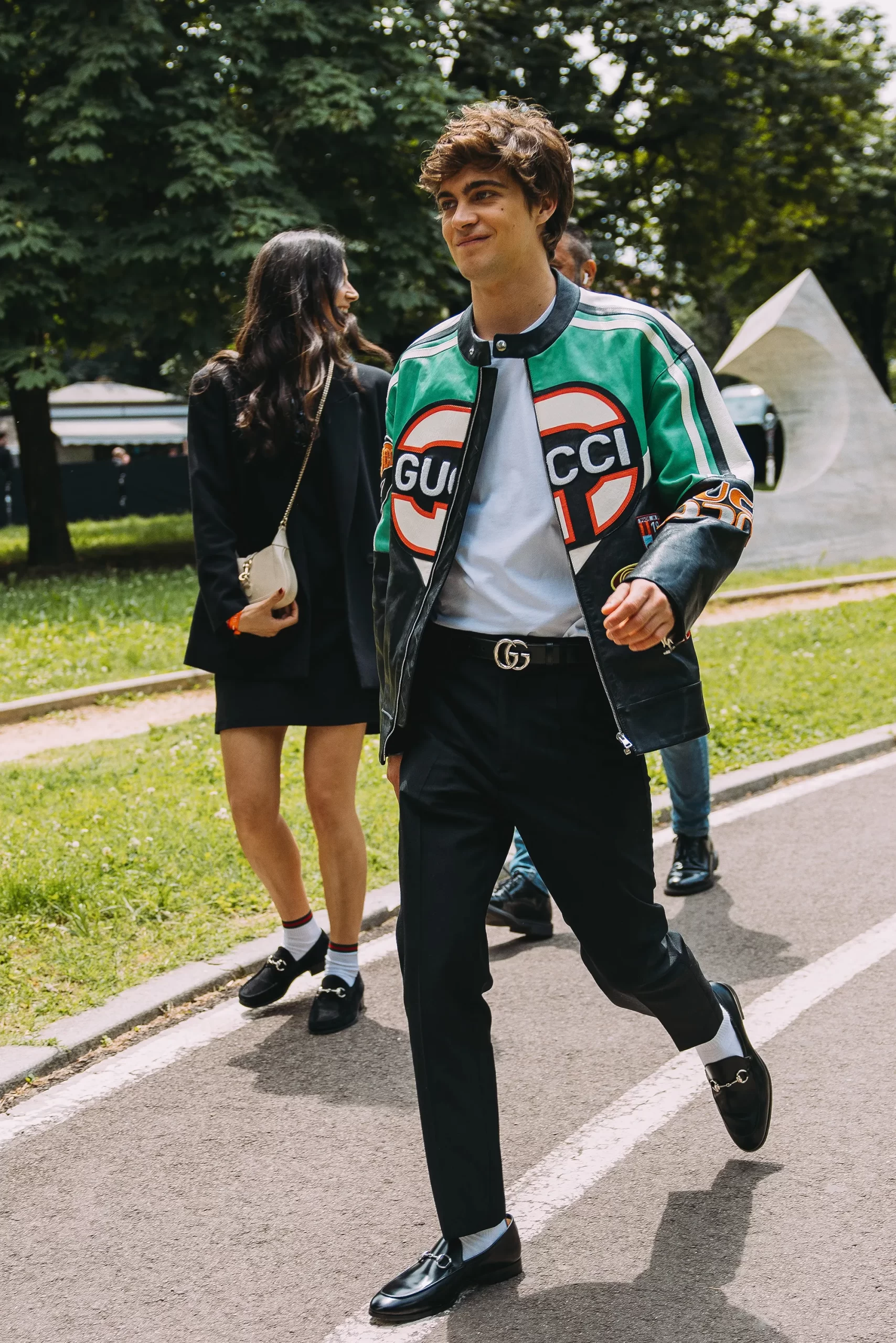 Streetstyle tijdens Milan Men's Fashion Week lente/zomer 2025