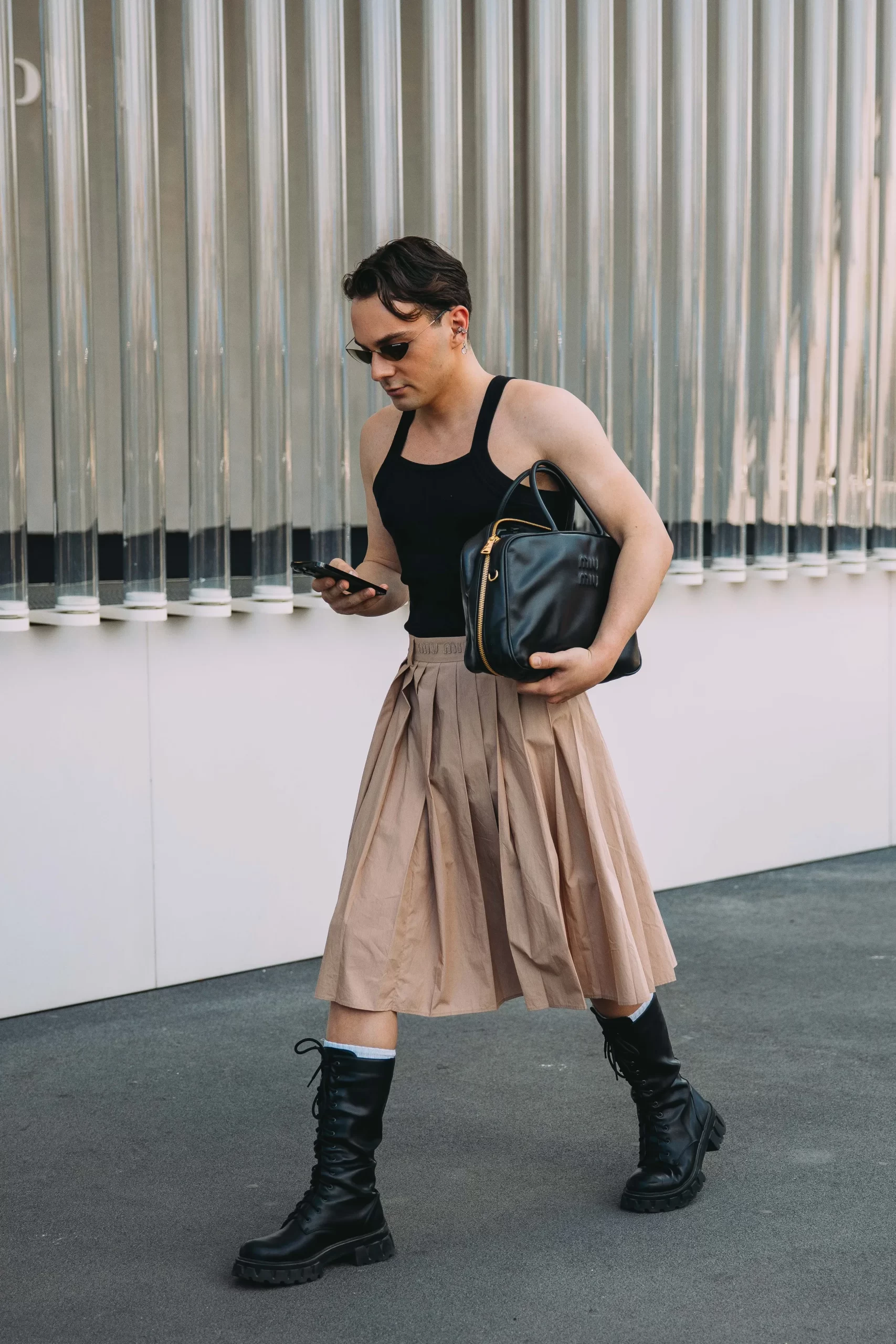 Streetstyle tijdens Milan Men's Fashion Week lente/zomer 2025