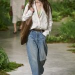 Oversized jeans uit de Gucci Resort 25 collectie