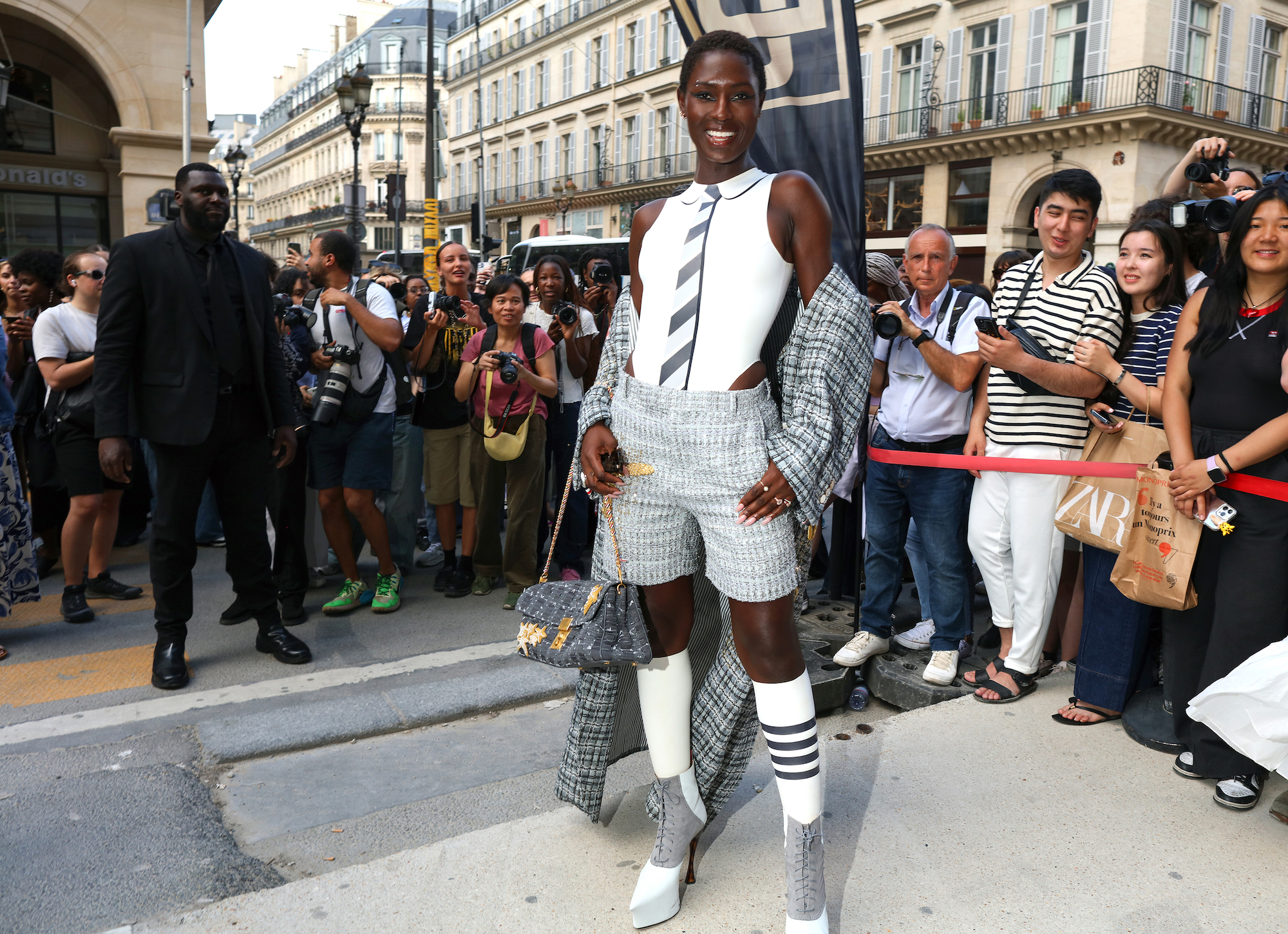 Streetstyle tijdens Couture Fashion Week herfst/winter 2024