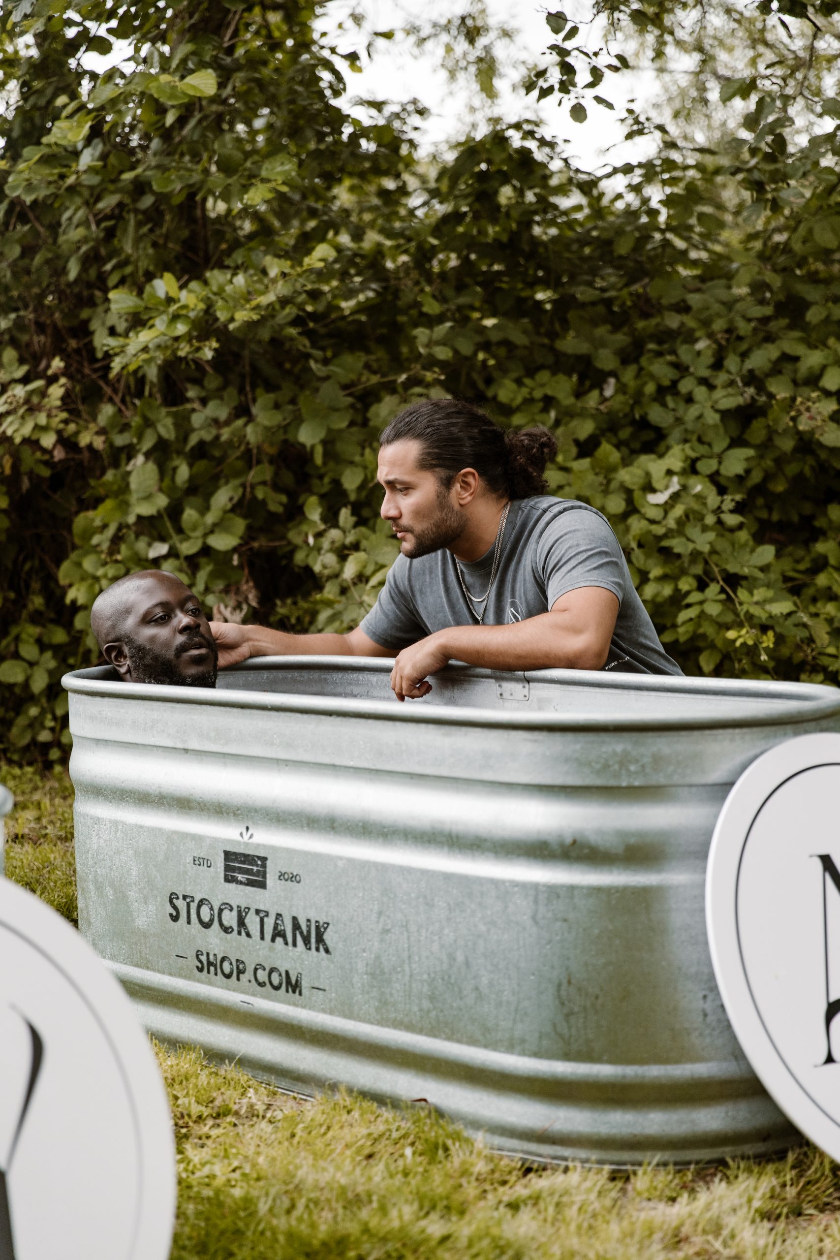 Een ijsbad tijdens de retreat