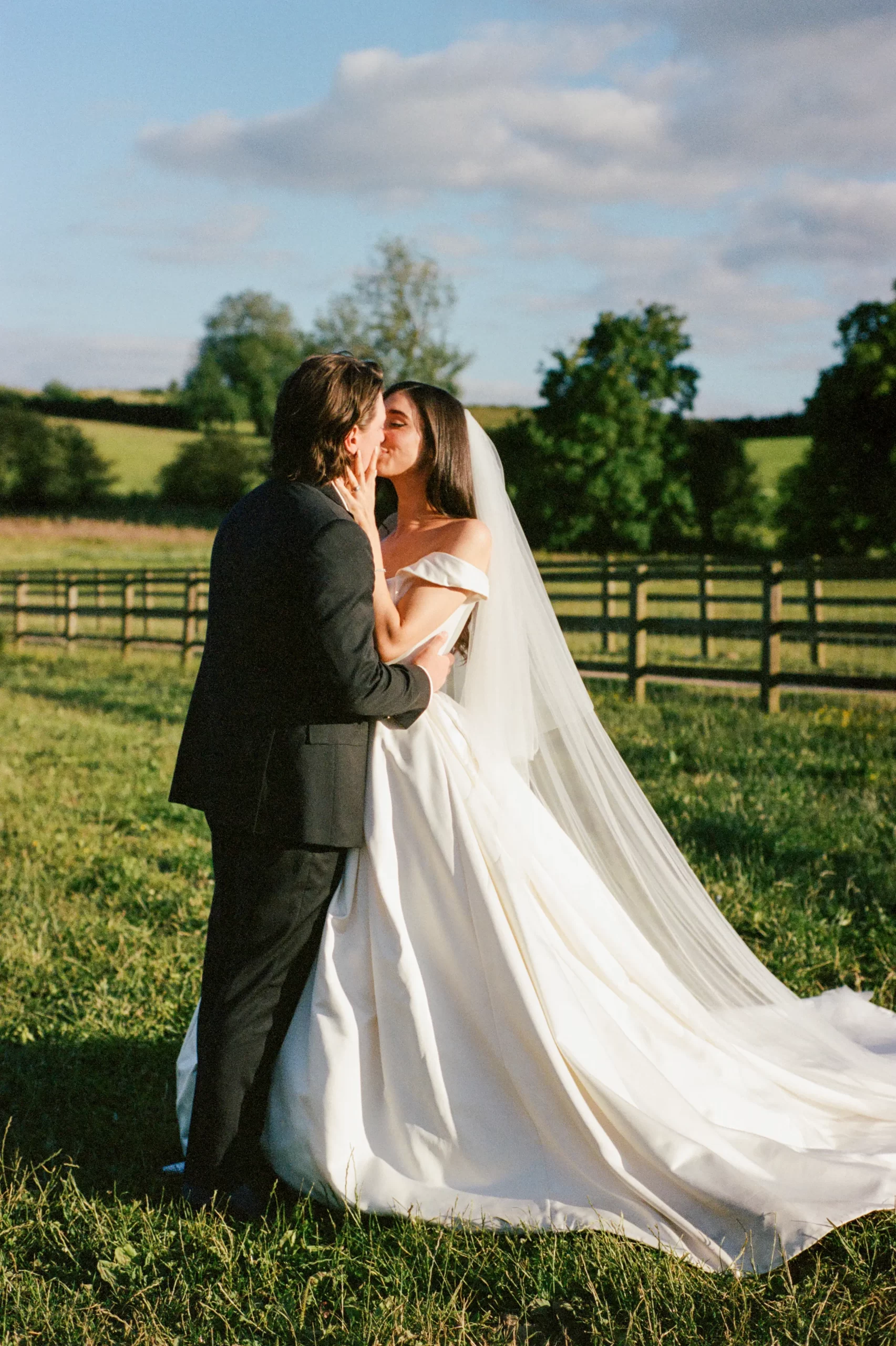 De bruiloft van Jessie Bongiovi en Jessie Light