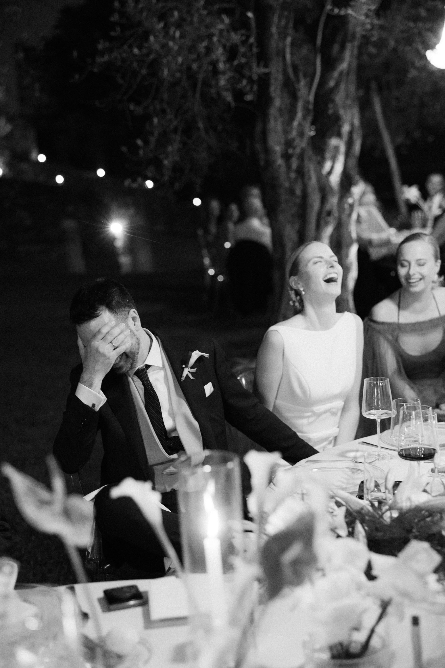 Vera Luijendijk en Riccardo Comazzi op hun bruiloft