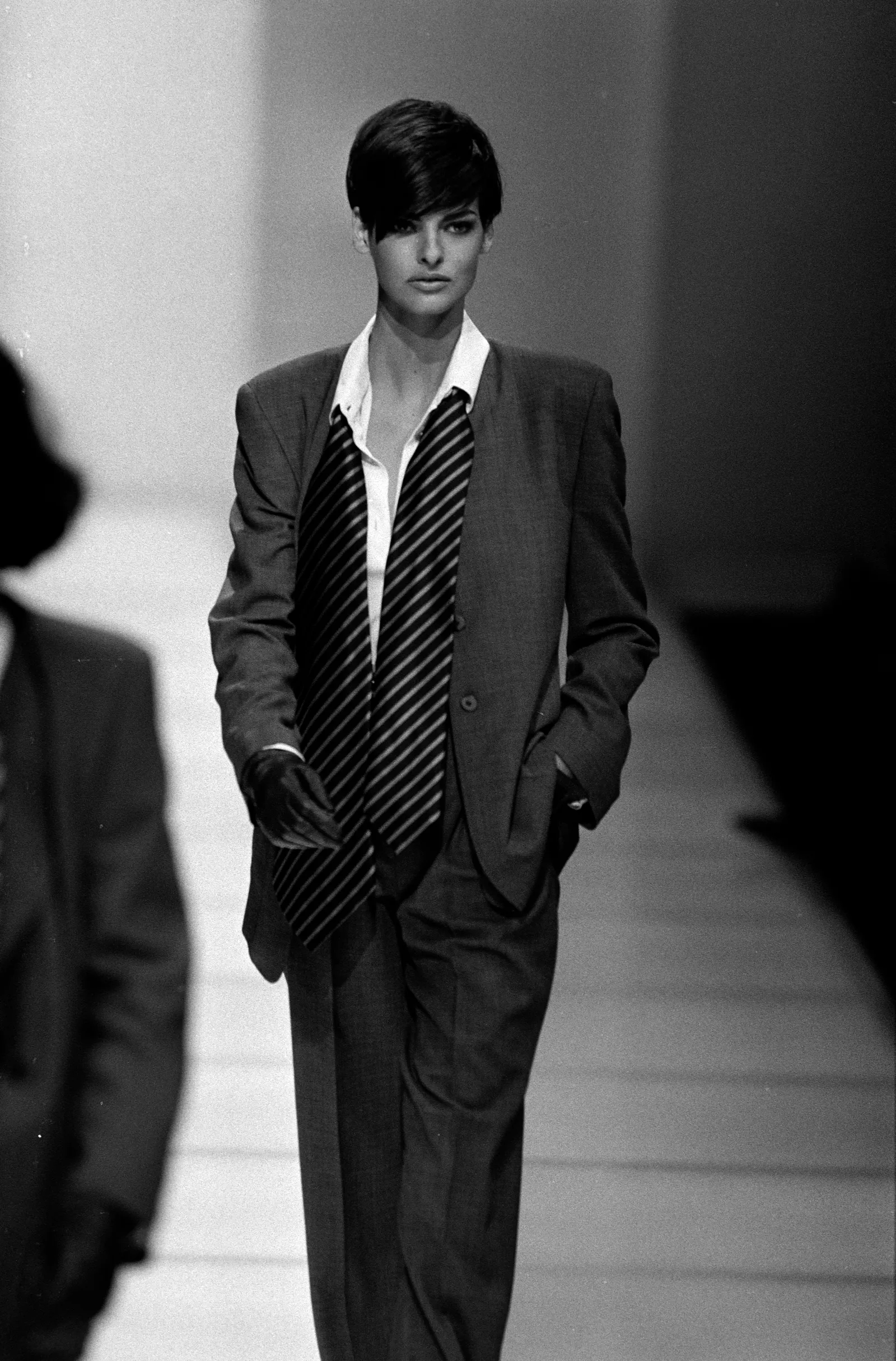 Linda Evangelista voor Giorgio Armani, lente/zomer 1991