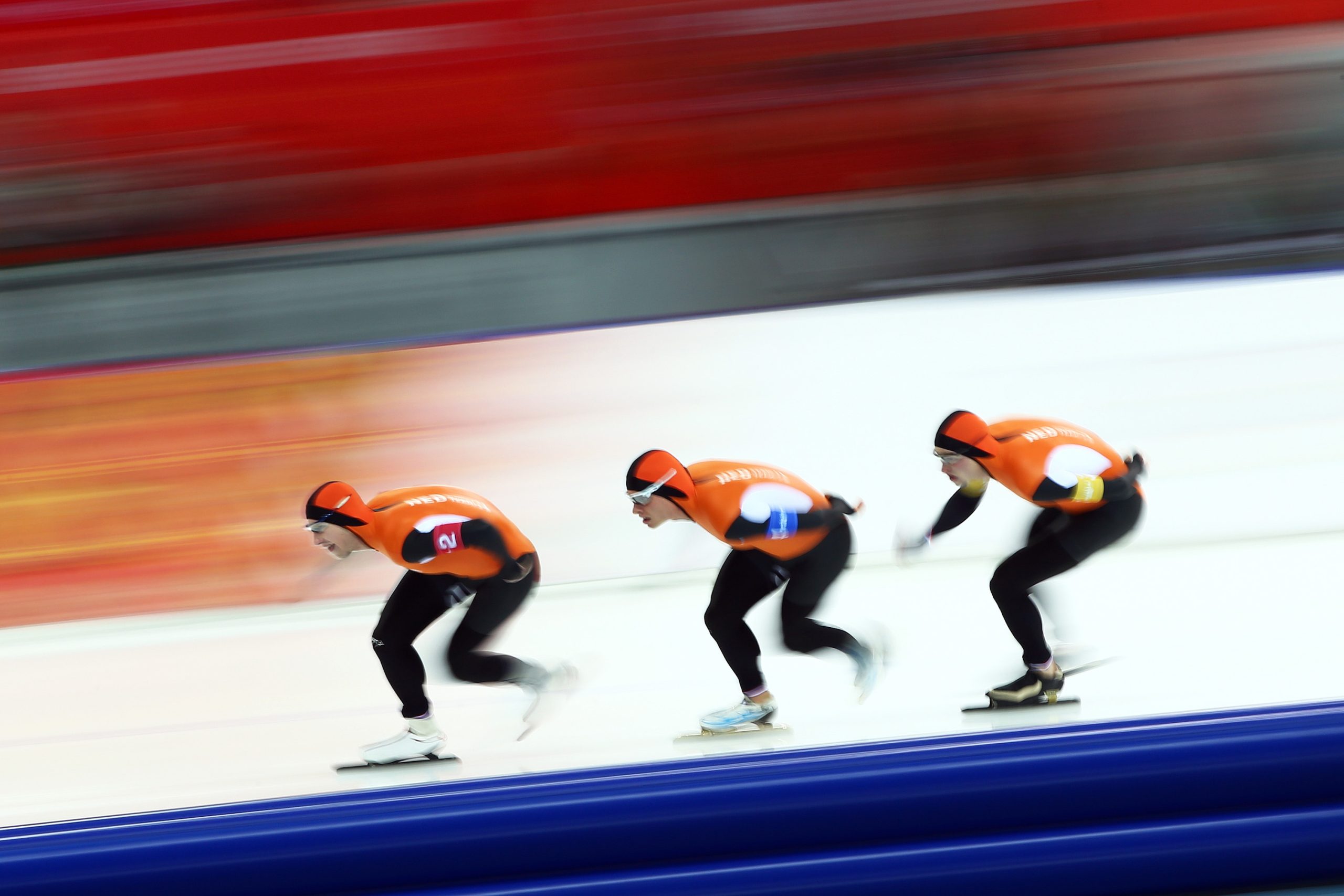 Jan Blokhuijsen, Koen Verweij en Sven Kramer tijdens de Olympische Winterspelen 2014 in Sochi