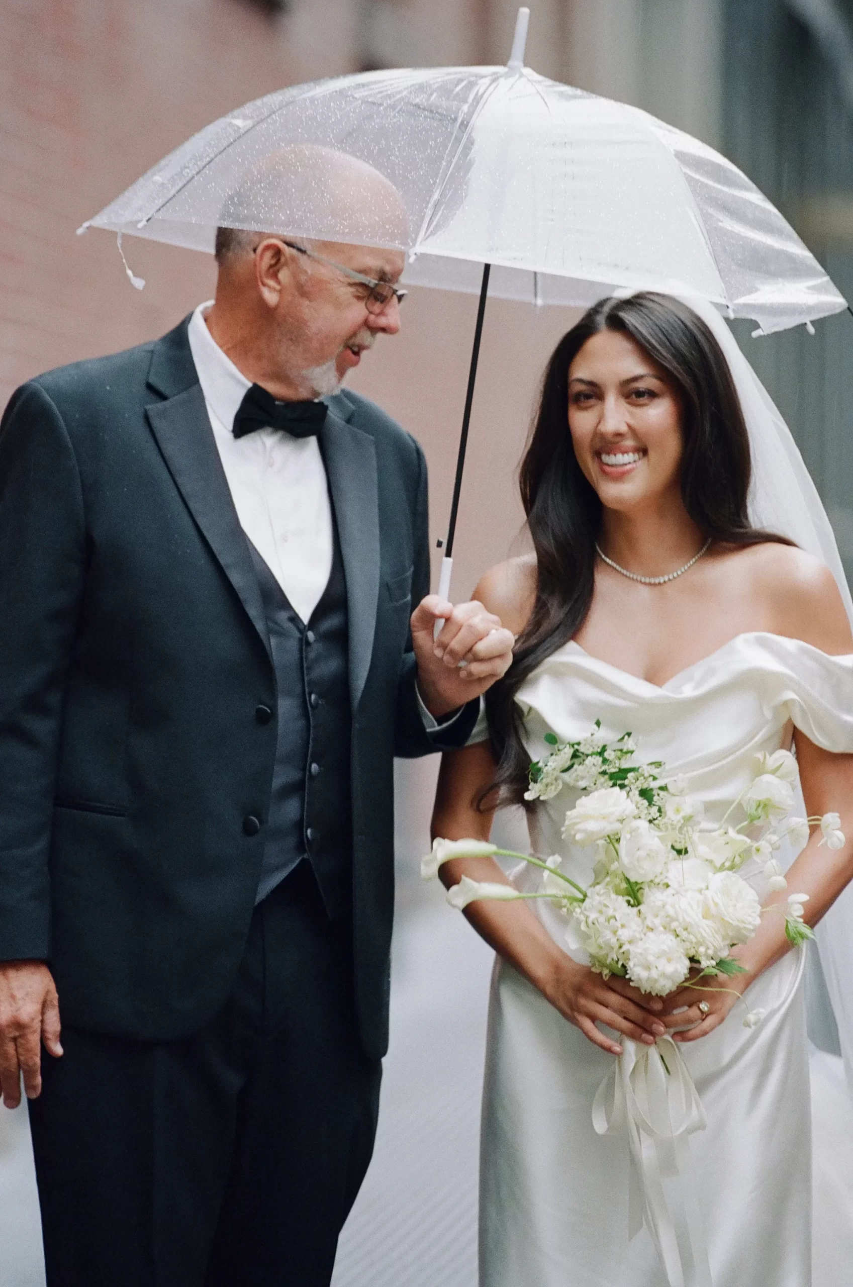 Deze bruid en bruidegom hadden een pop-up bruiloft in New York