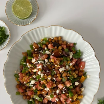 3-simpele-zomersalades-die-perfect-zijn-voor-naar-kantoor-351116