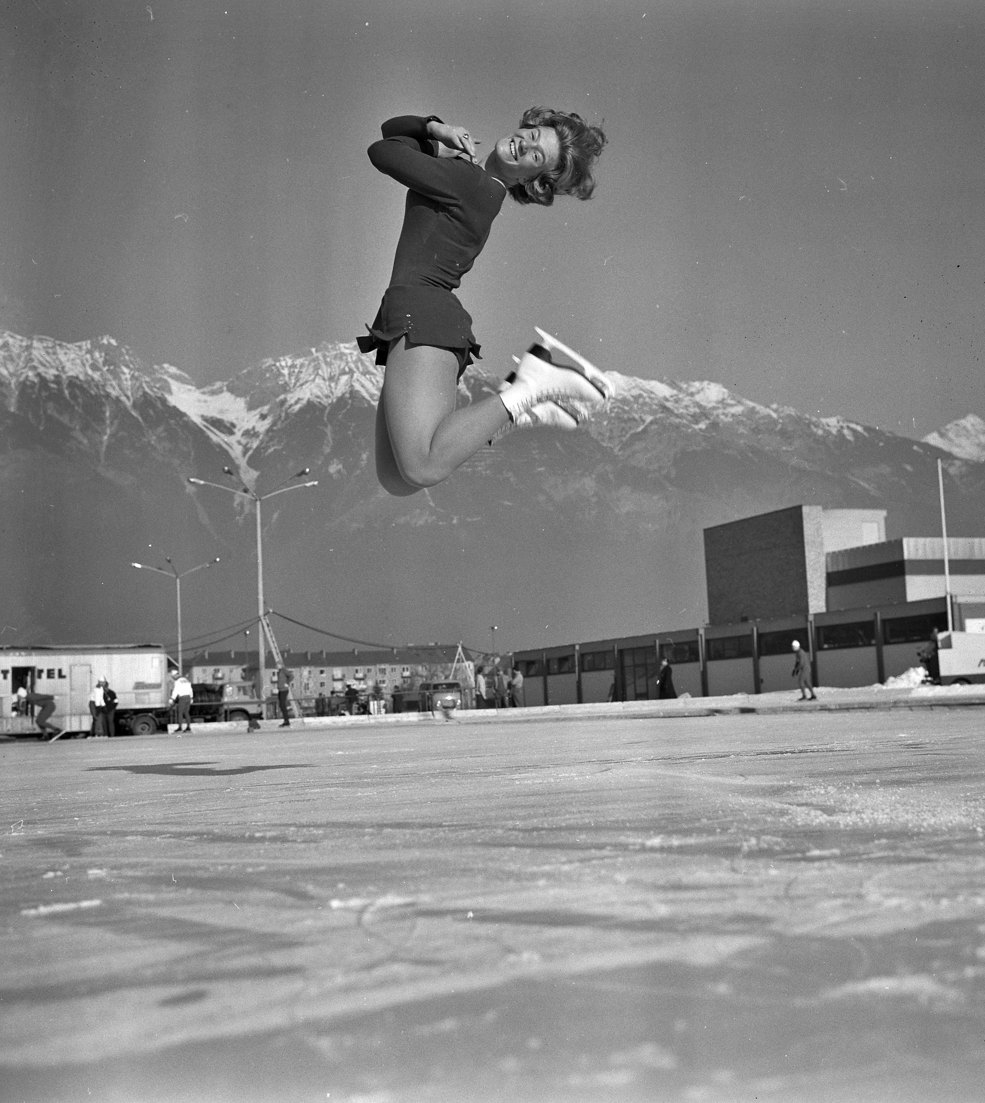 Sjoukje Dijkstra tijdens de Olympische Spelen 1964 in Innsbrück