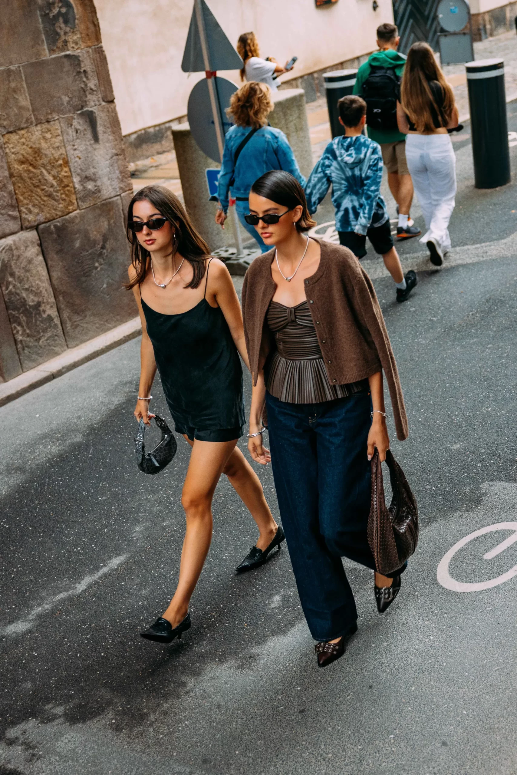 De beste streetstyle tijdens Copenhagen Fashion Week lente/zomer 2025