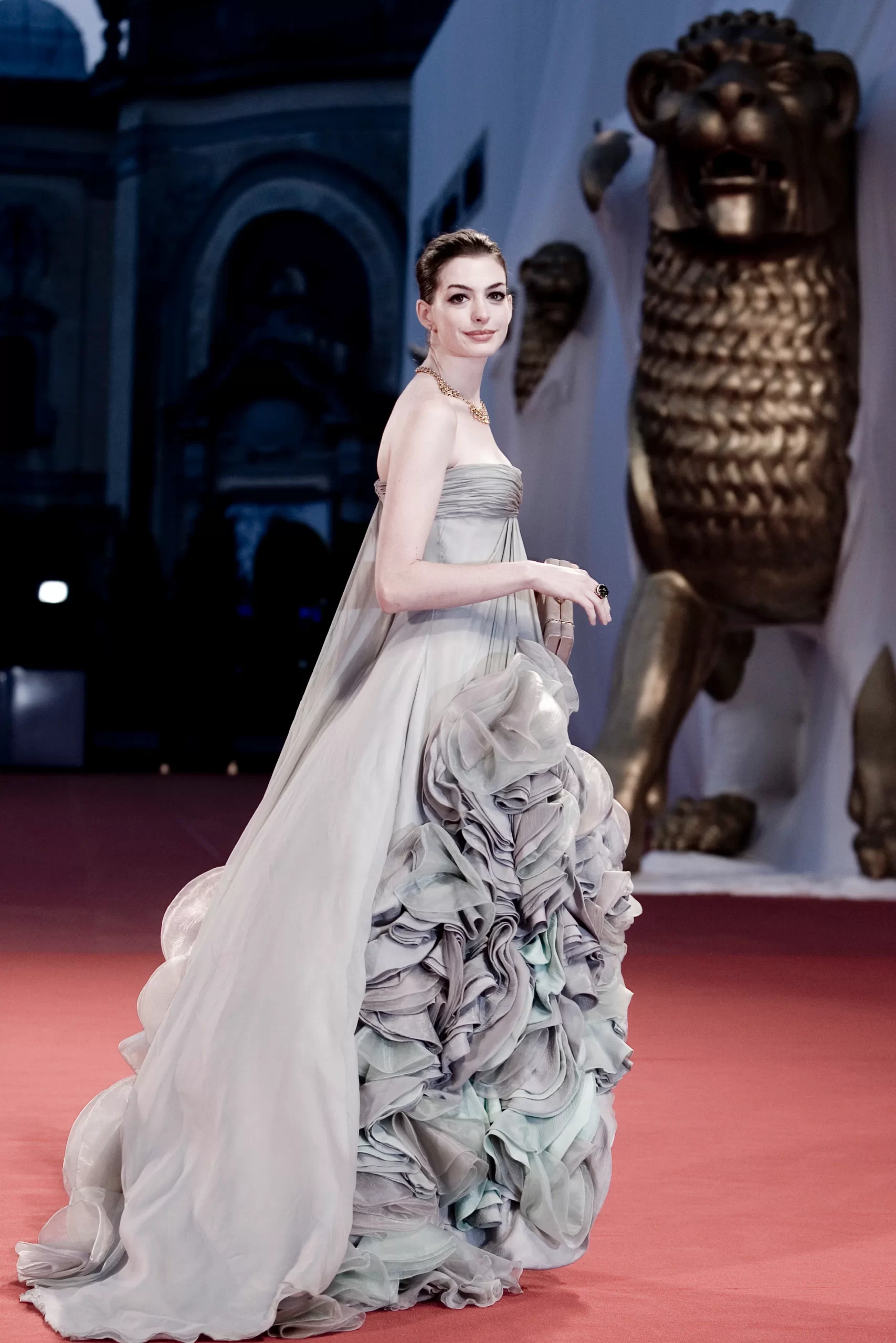 Anne Hathaway in 2008 is een van de beste looks op het Venetië Filmfestival aller tijden