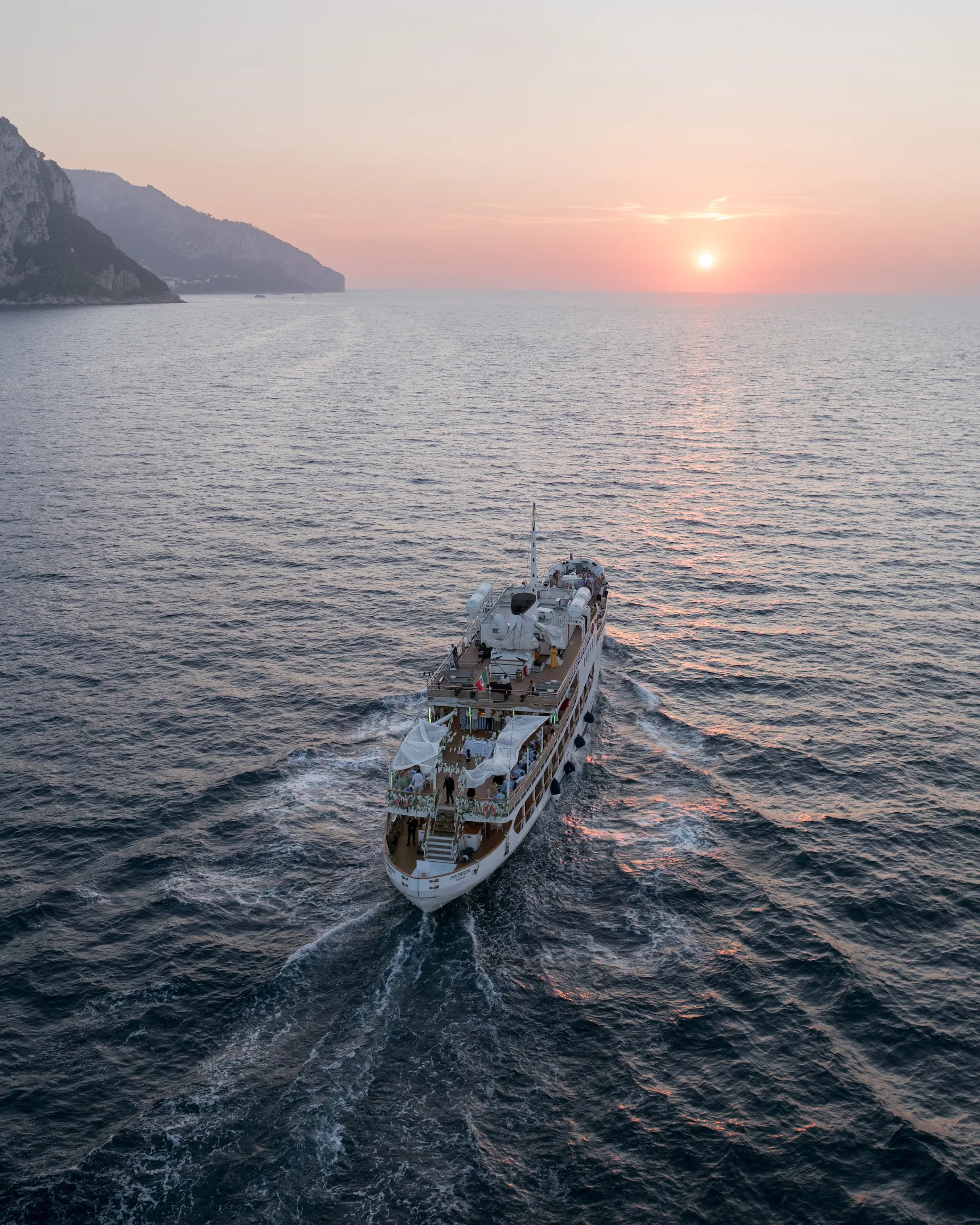 De bruiloft van Ed Westwick en Amy Jackson