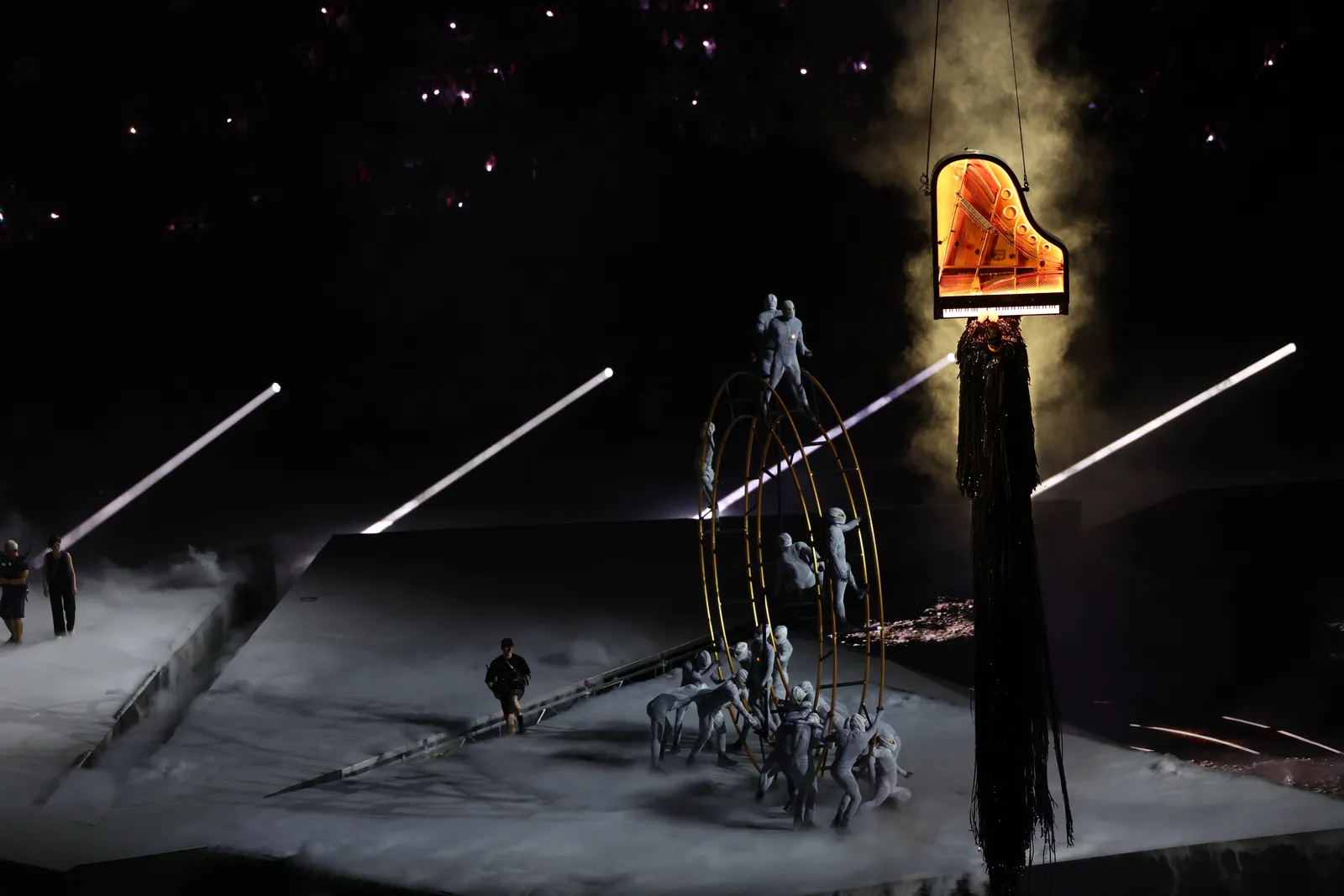 Spectaculaire optredens tijdens de sluitingsceremonie van de Olympische Spelen 2024