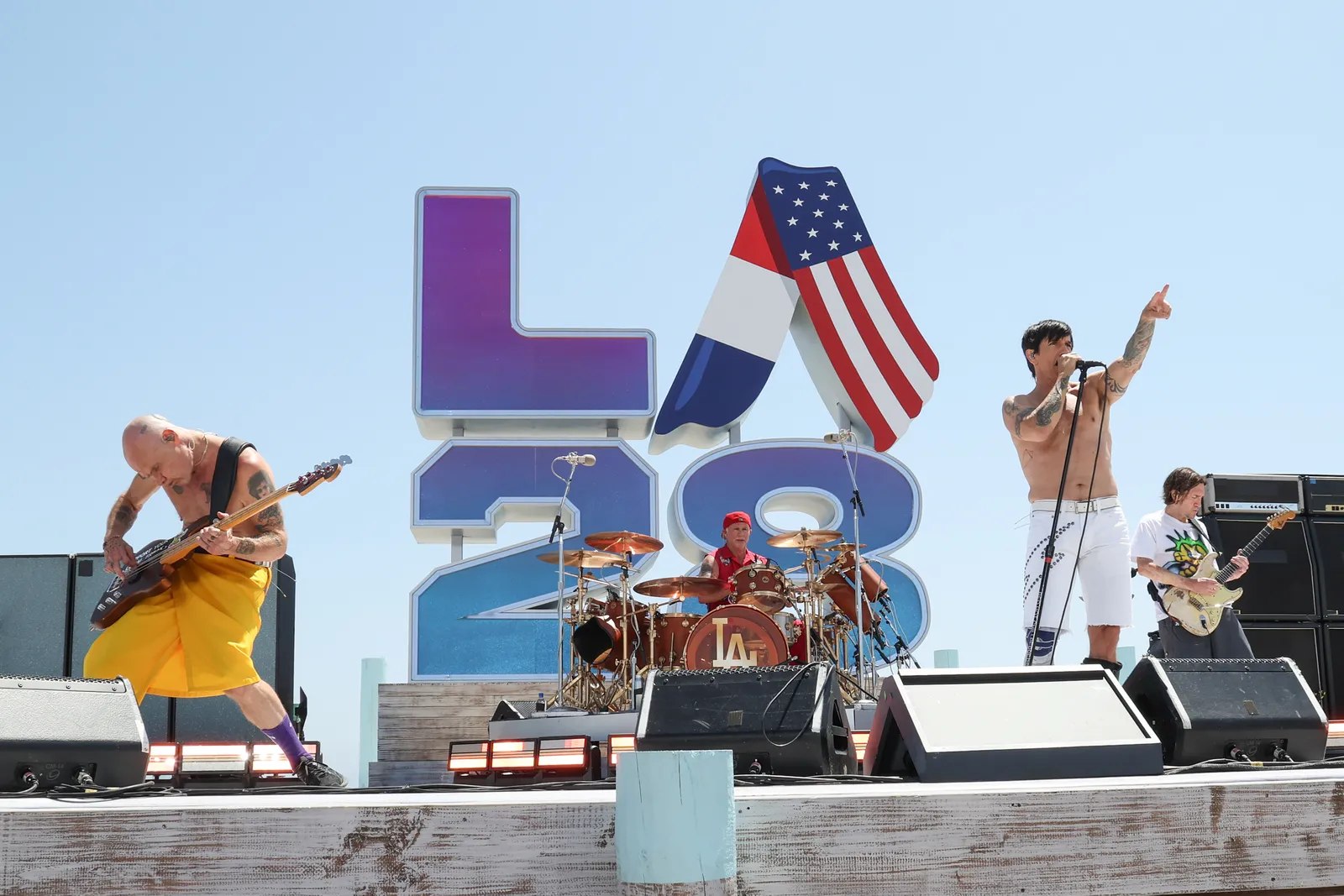 Red Hot Chili Peppers treden op in Venice Beach