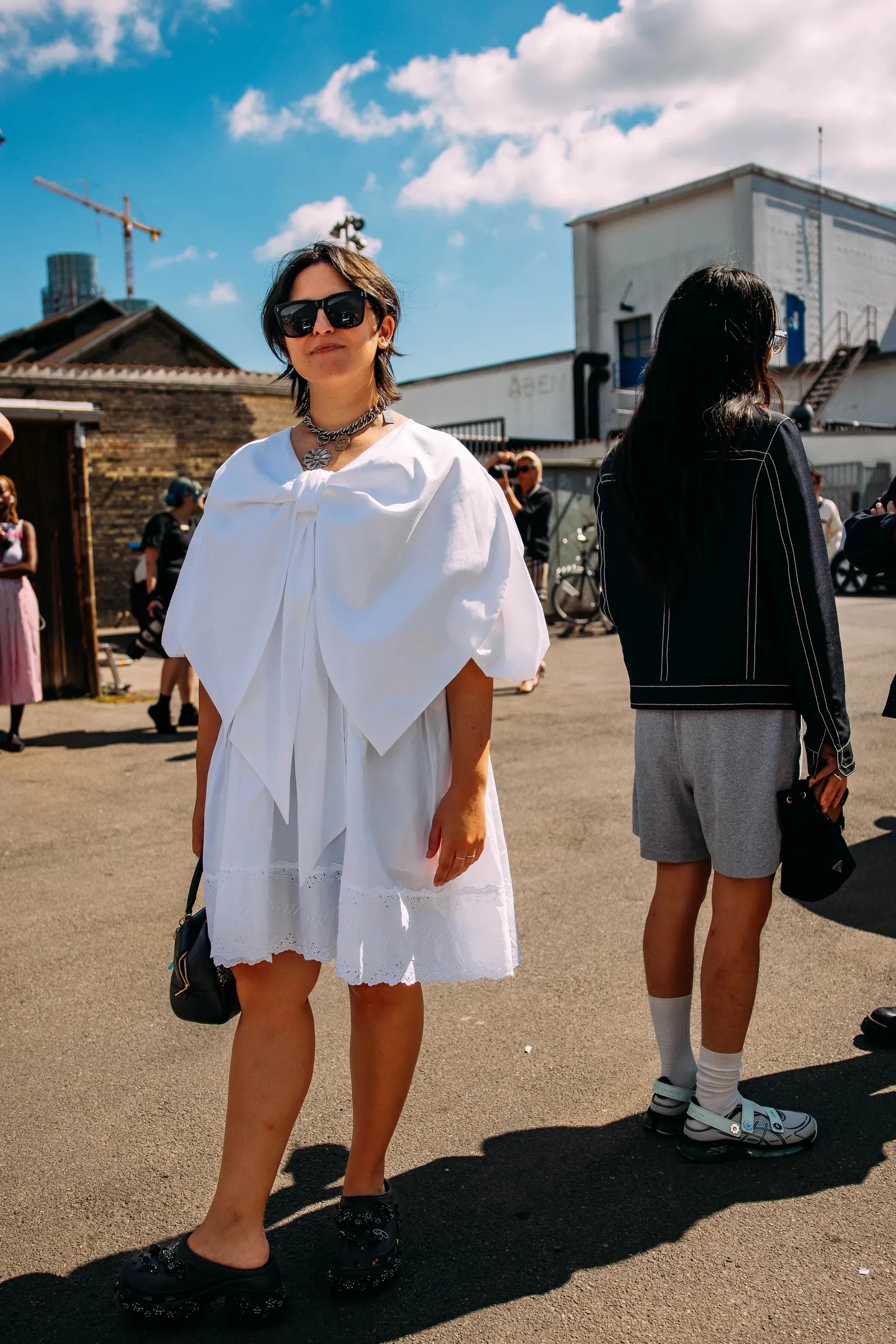 Strikken zijn een van de streetstyletrends van Copenhagen Fashion Week lente/zomer 2025