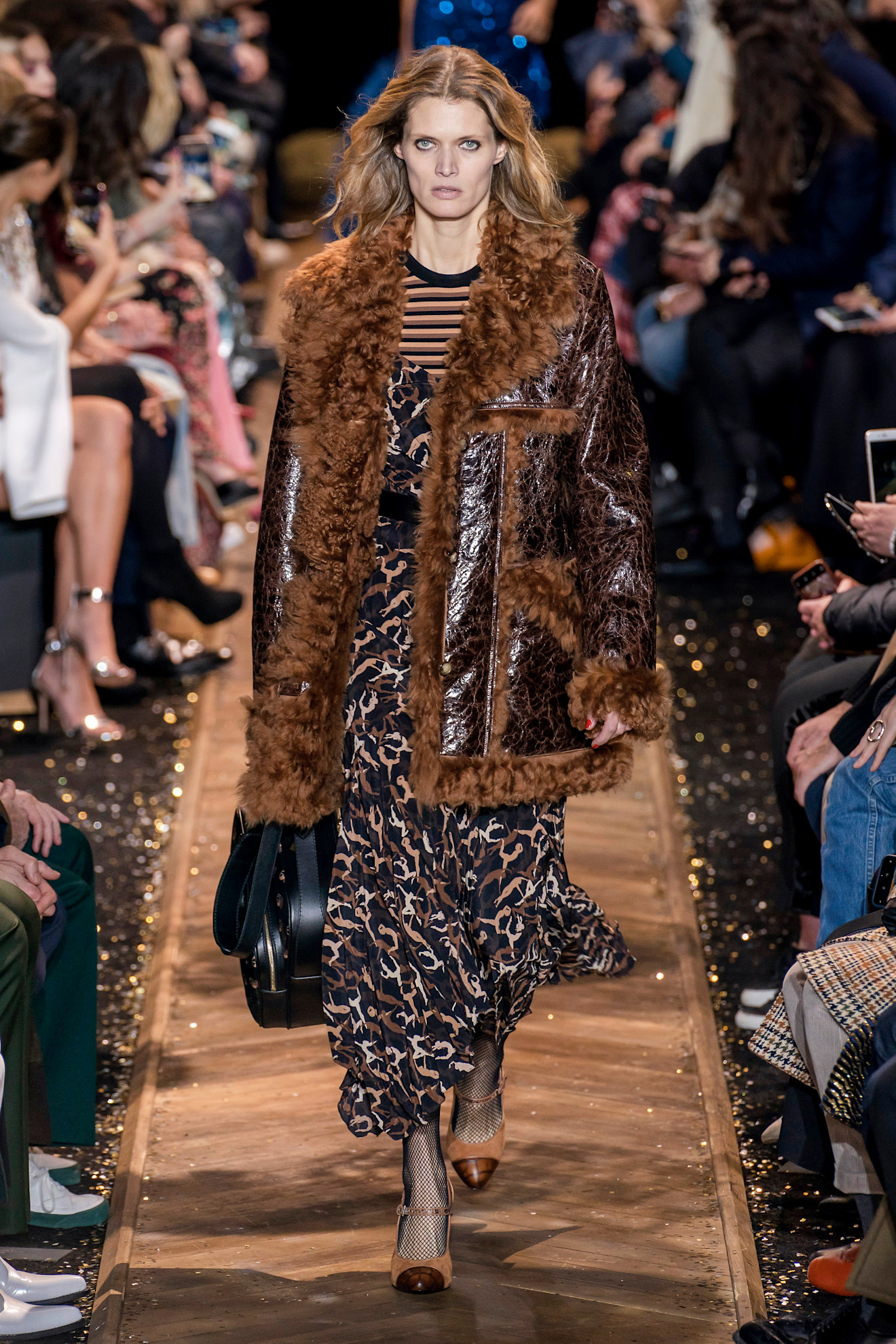 Malgosia Bela op de catwalk bij Michael Kors herfst/winter 2019