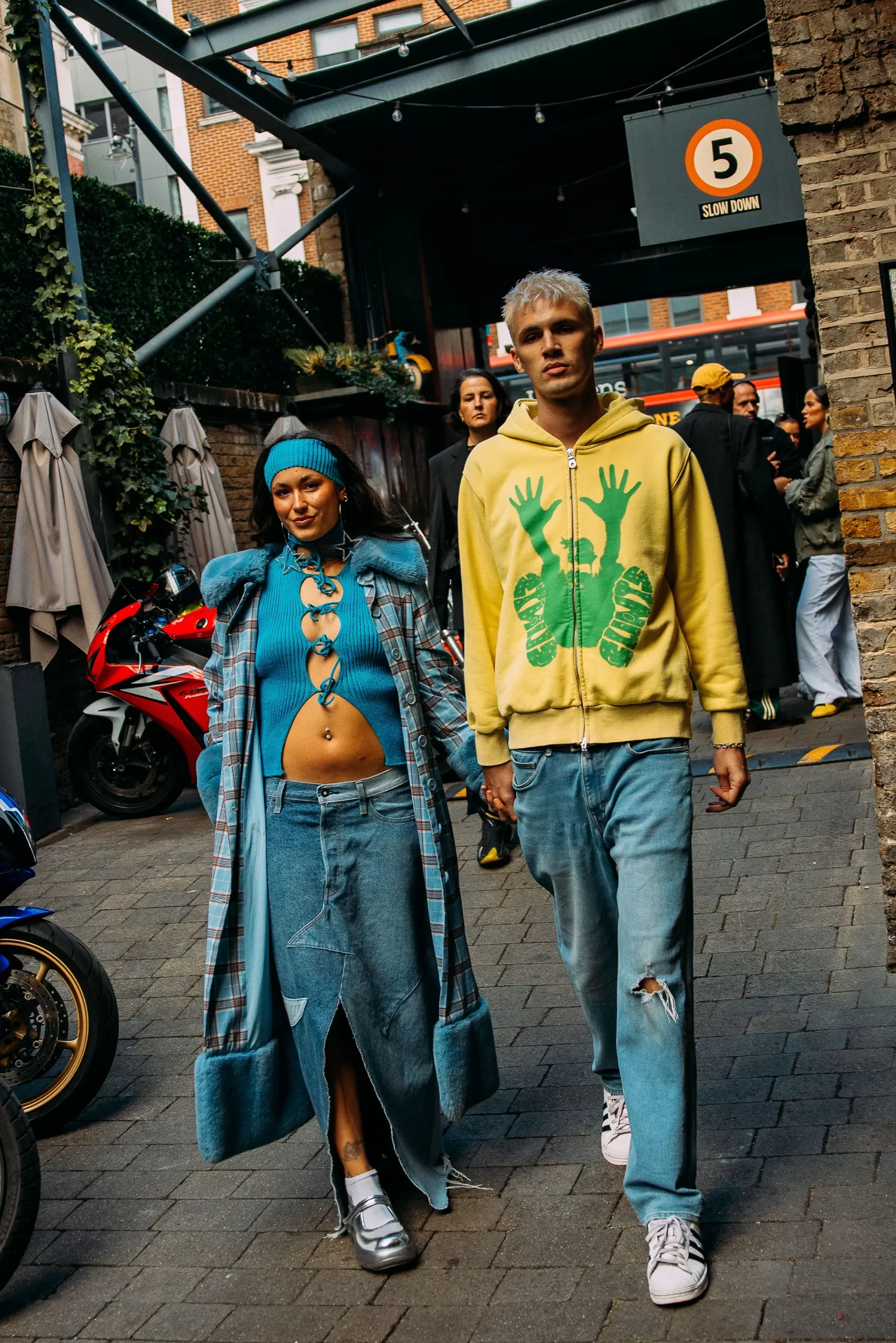 Streetstyle tijdens London Fashion Week lente/zomer 2025