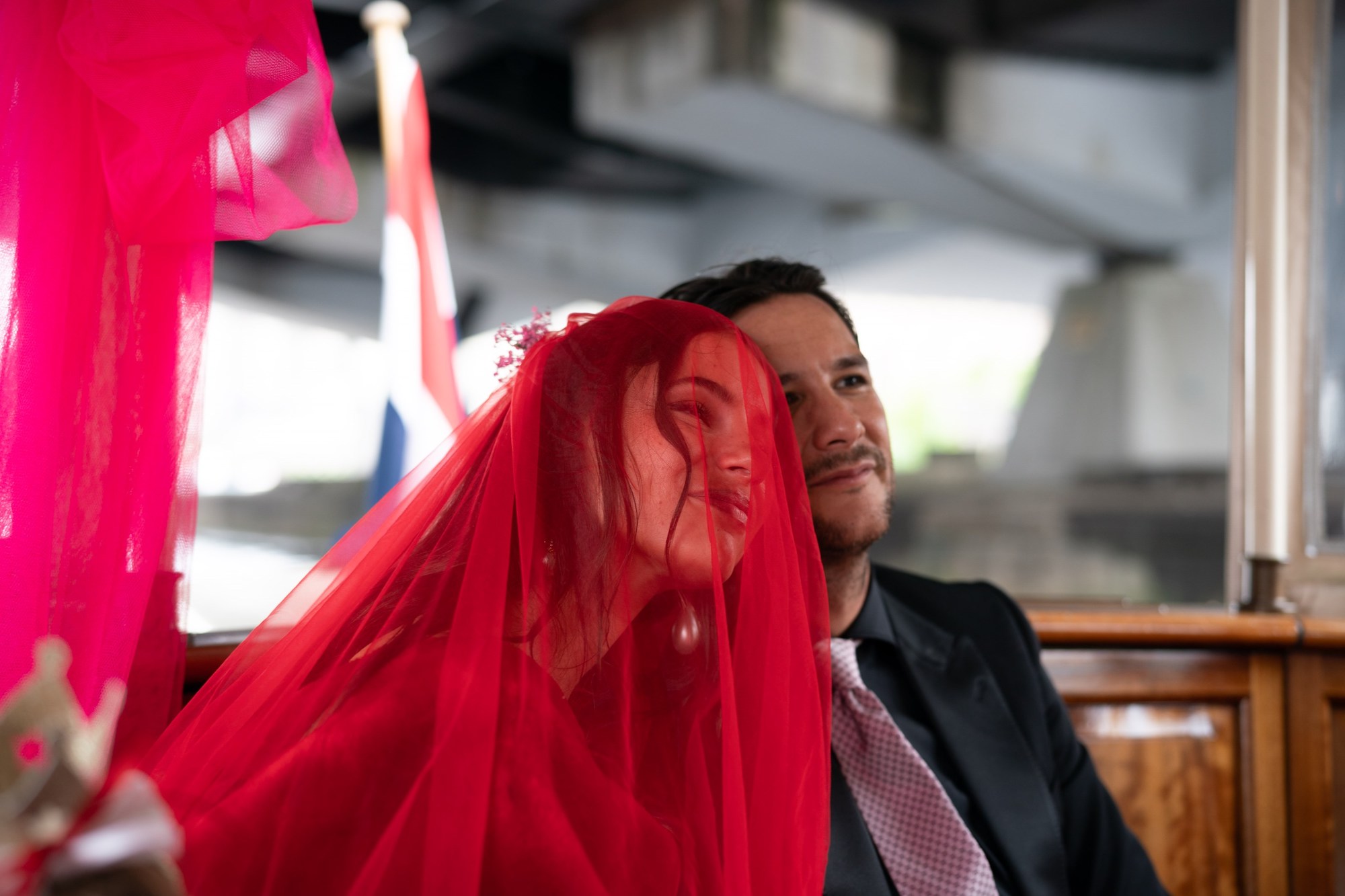 Het burgerlijk huwelijk van Lizzy en Yuki