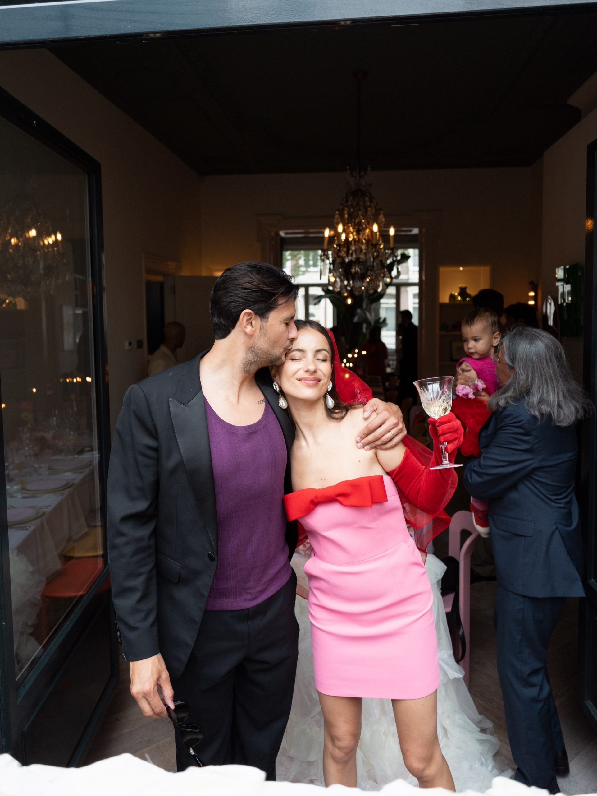 Het burgerlijk huwelijk van Lizzy en Yuki