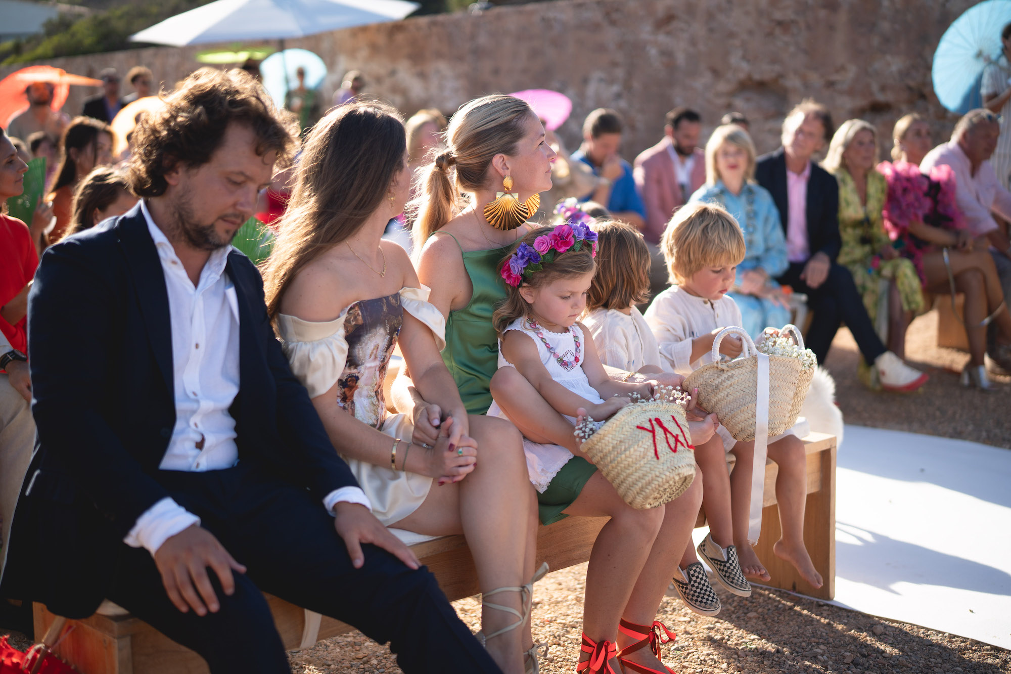 De bruiloft van Lizzy van der Ligt en Yuki Kempees