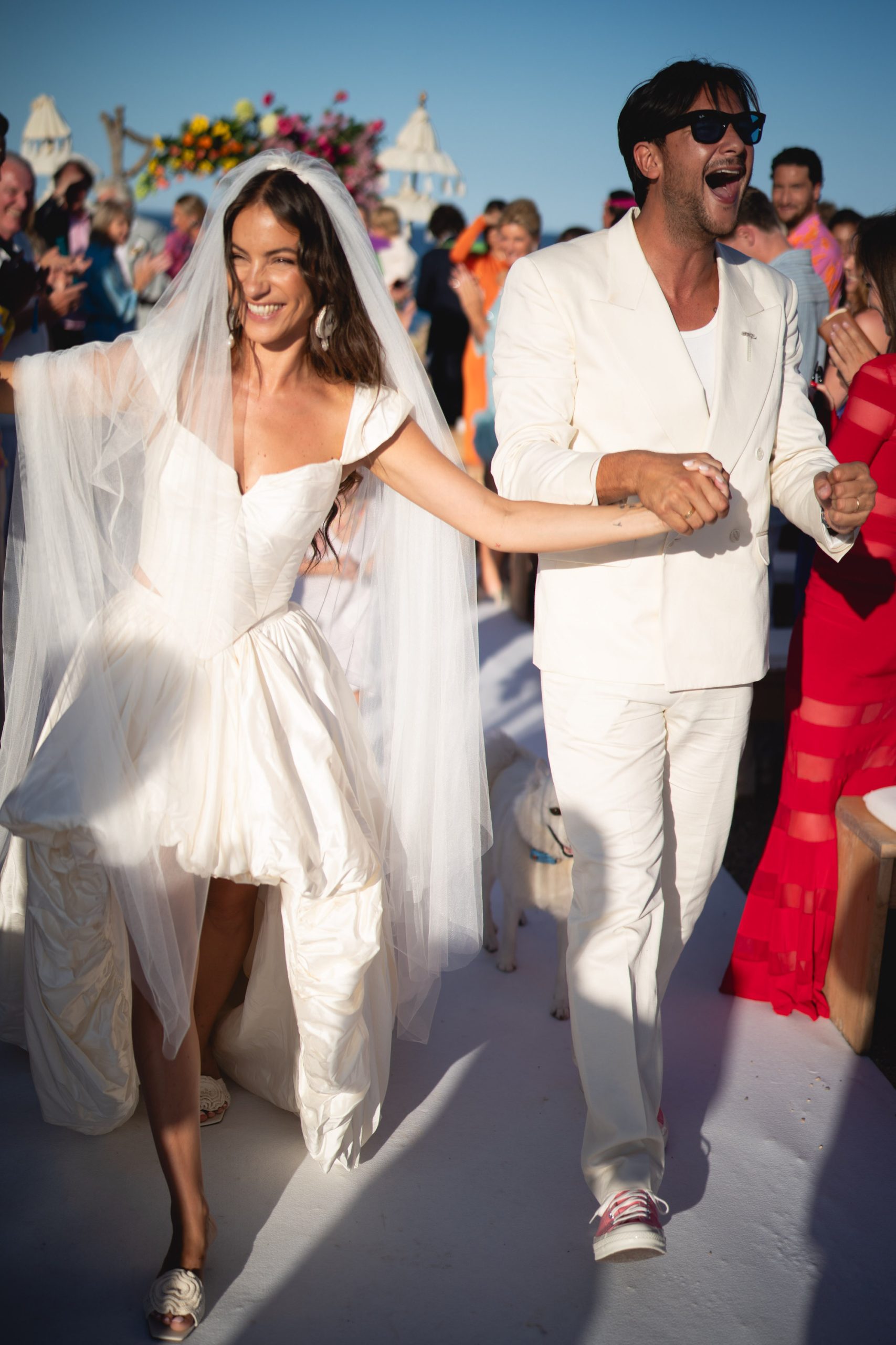 De bruiloft van Lizzy van der Ligt en Yuki Kempees