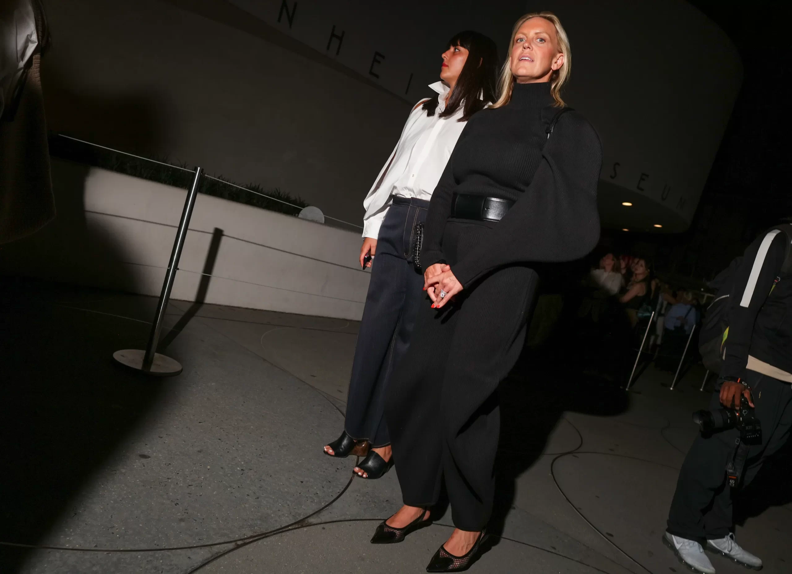 Een streetstylelook tijdens NYFW SS25