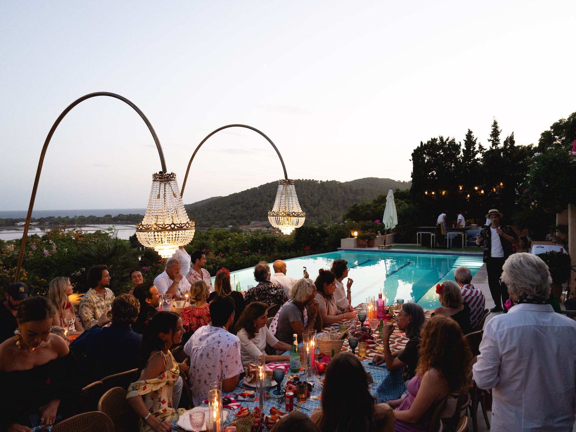 De bruiloft van Lizzy van der Ligt en Yuki Kempees