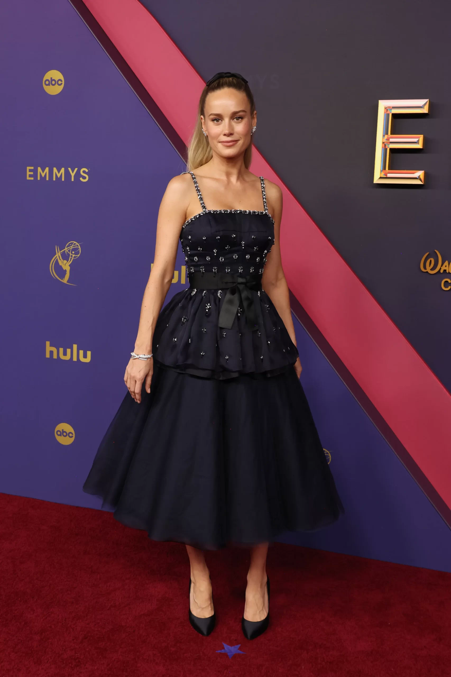 Brie Larson bij de Emmy Awards 2024