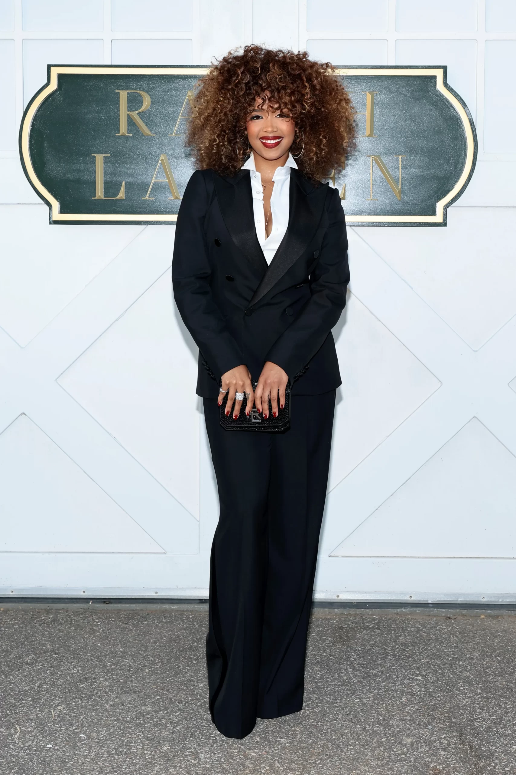 H.E.R. bij Ralph Lauren tijdens New York Fashion Week lente/zomer 2025