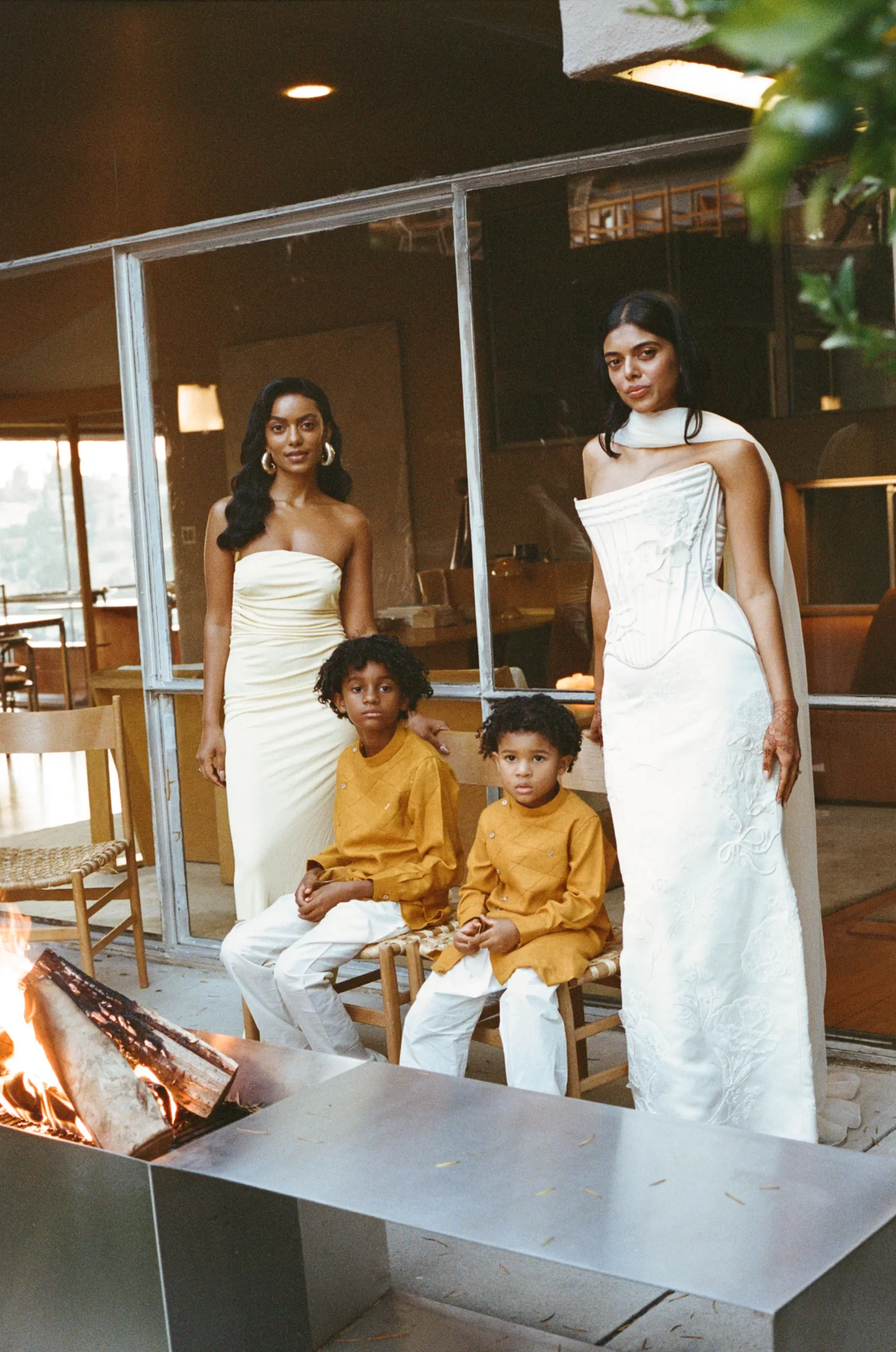 Meeka Hossain en zus stella 