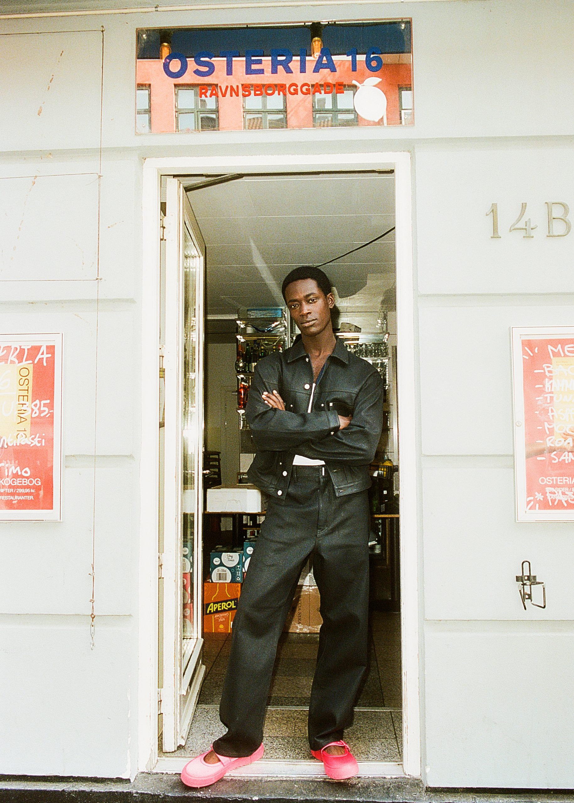 Model Yaw in de modeserie voor Vogue Man