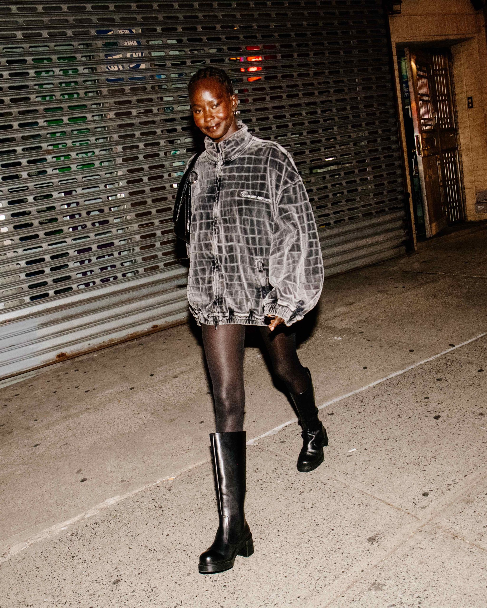 Aweng Chuol bij het ECCO Dinner met Chloe Sevigny en Natacha Ramsay-Levi 