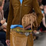 Stylinghacks bij de Miu Miu lente/zomer 2025-show