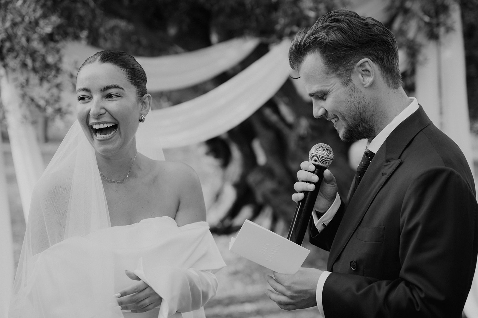 Benthe Liem en Isidoor van Esch op hun bruiloft