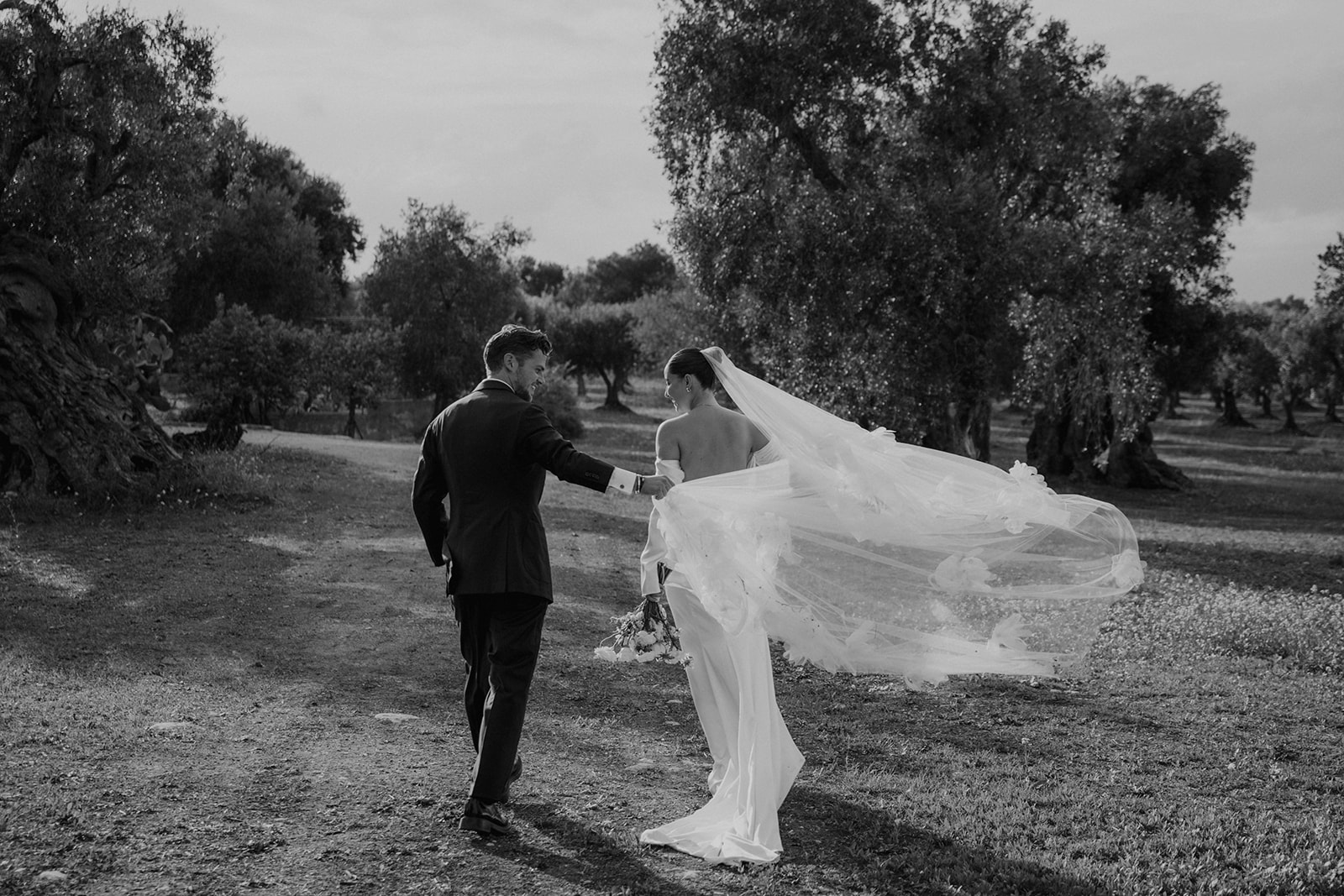 Benthe Liem en Isidoor van Esch op hun bruiloft