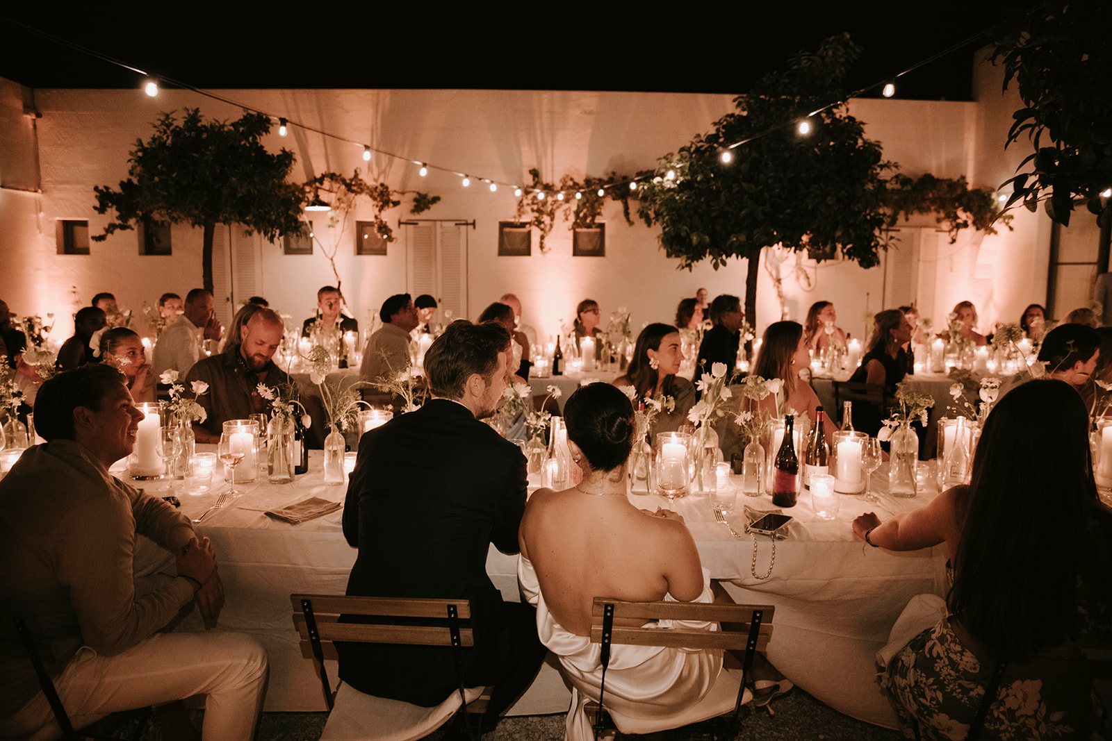 Benthe Liem en Isidoor van Esch op hun bruiloft