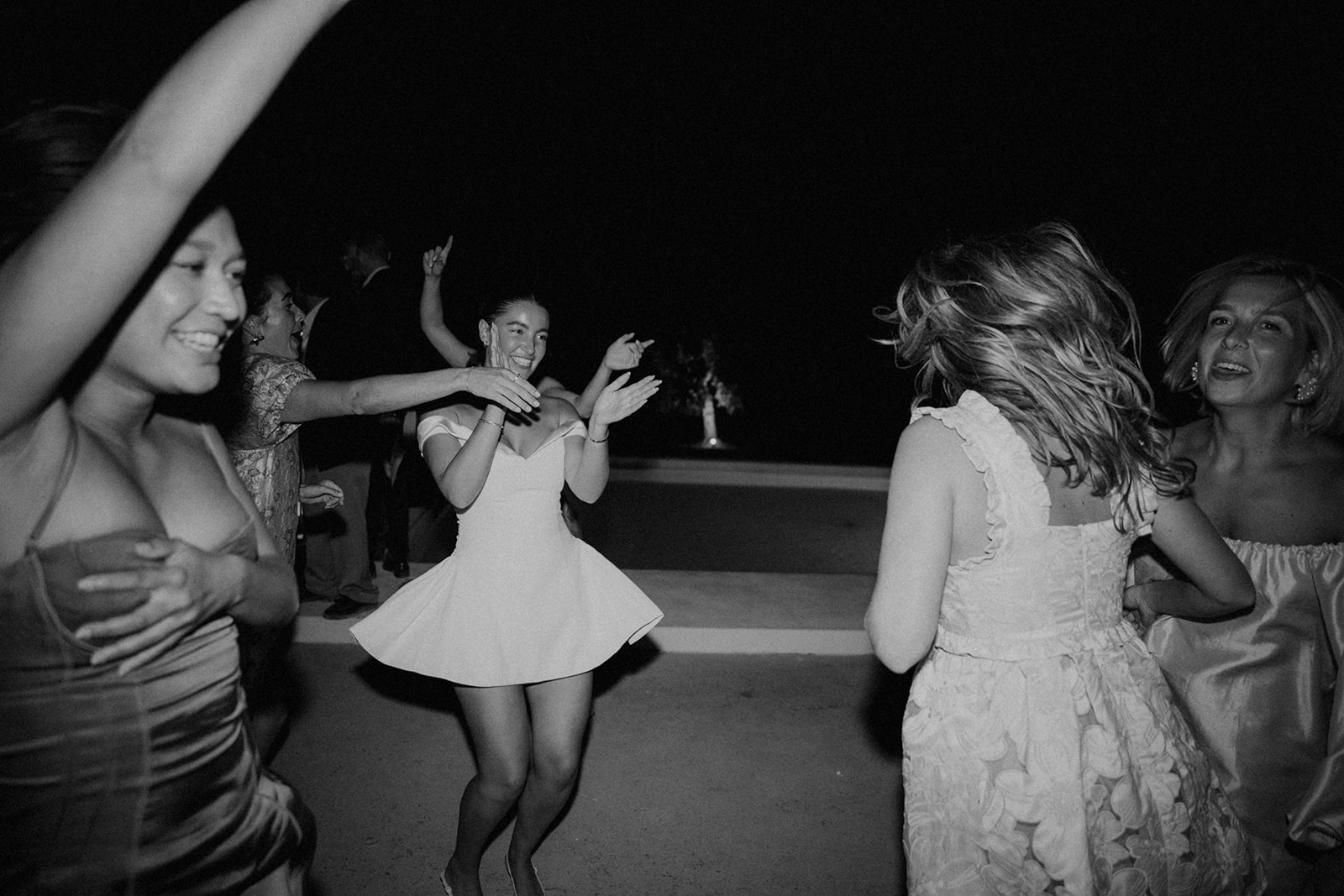 De bruiloft van Benthe Liem en Isidoor van Esch