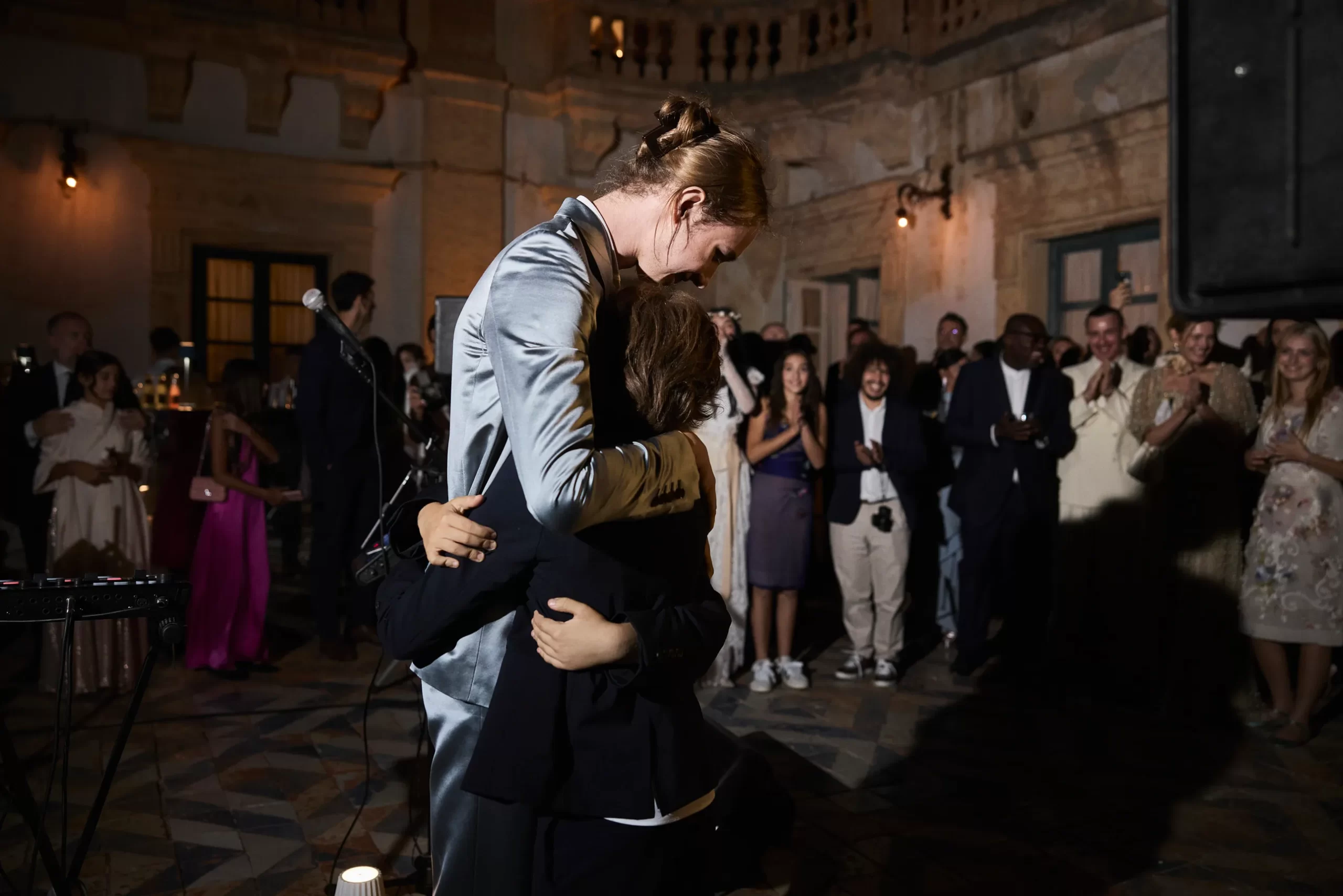 De bruiloft van Mariacarla Boscono en Claudio Stecchi