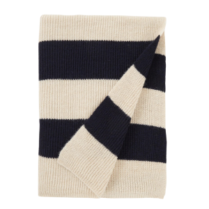 by bar gebreide sjaal