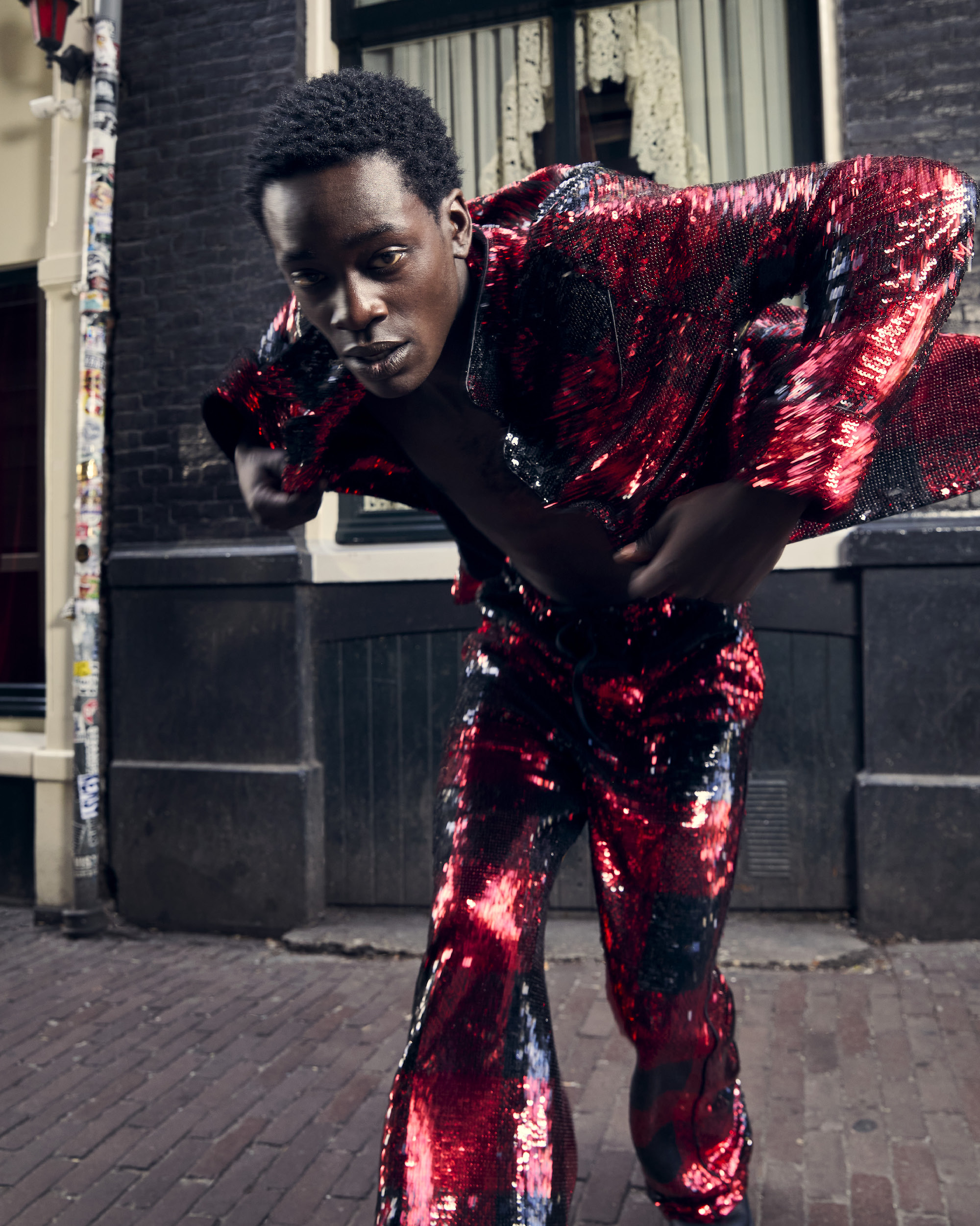 Oof Verschuren voor Amsterdam Issue van Vogue Nederland