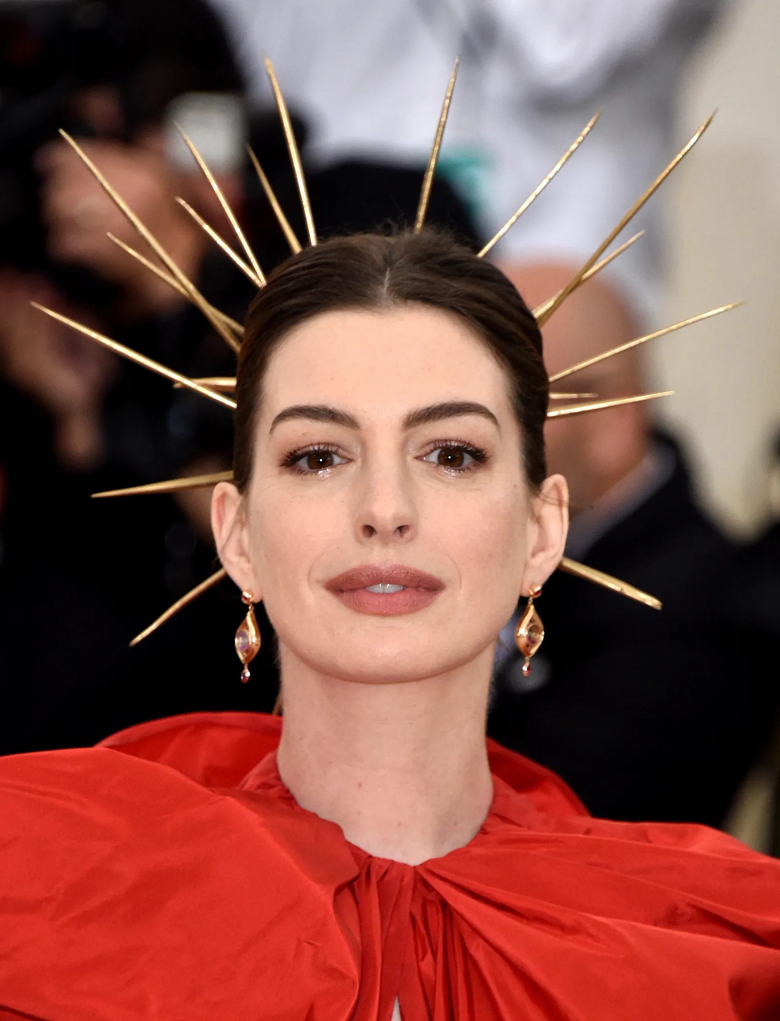Anne Hathaway voor artikel over verjaardag