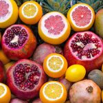 beeld van granaatappel en citrusvruchten