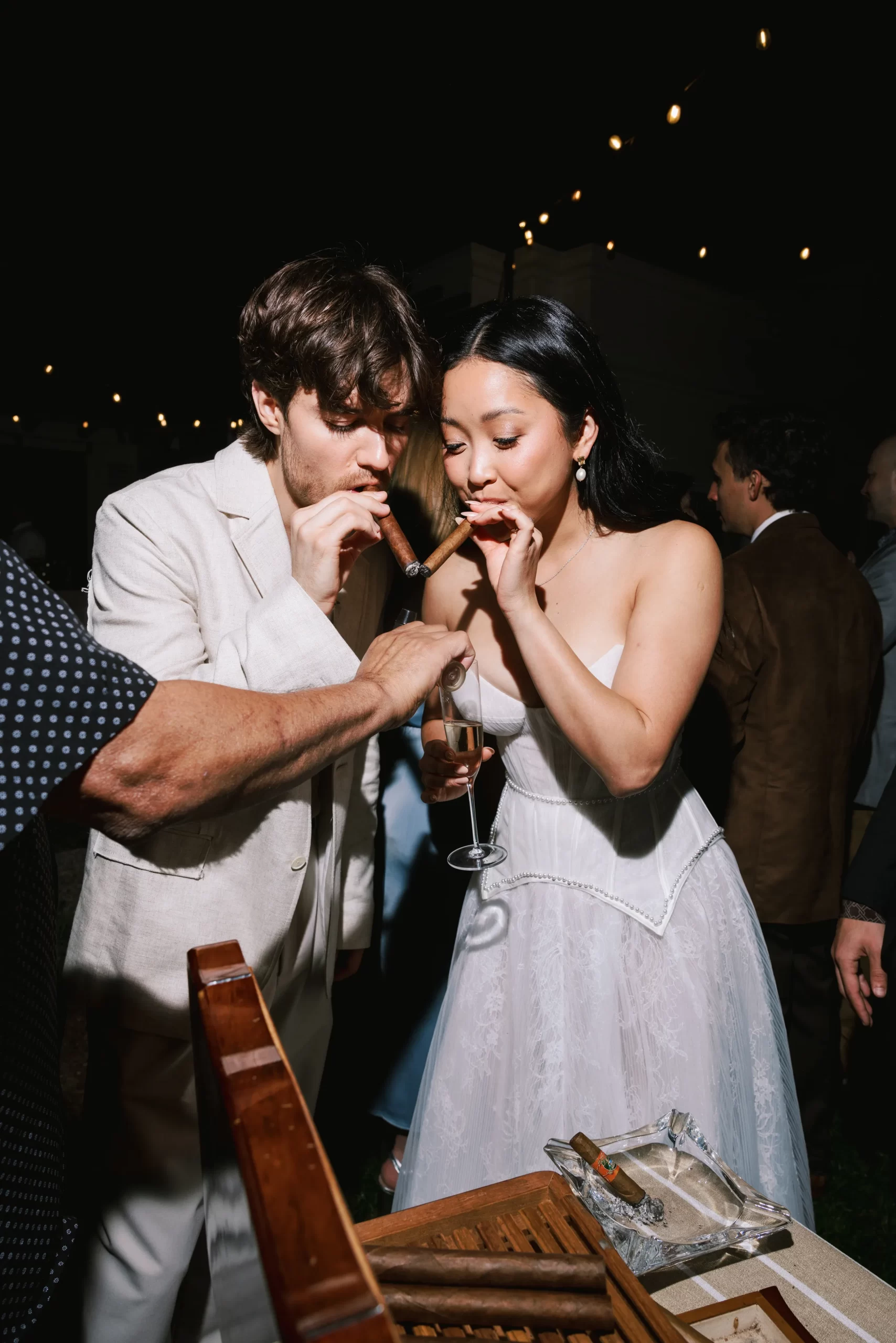 De bruiloft van Lana Condor en Anthony De La Torre