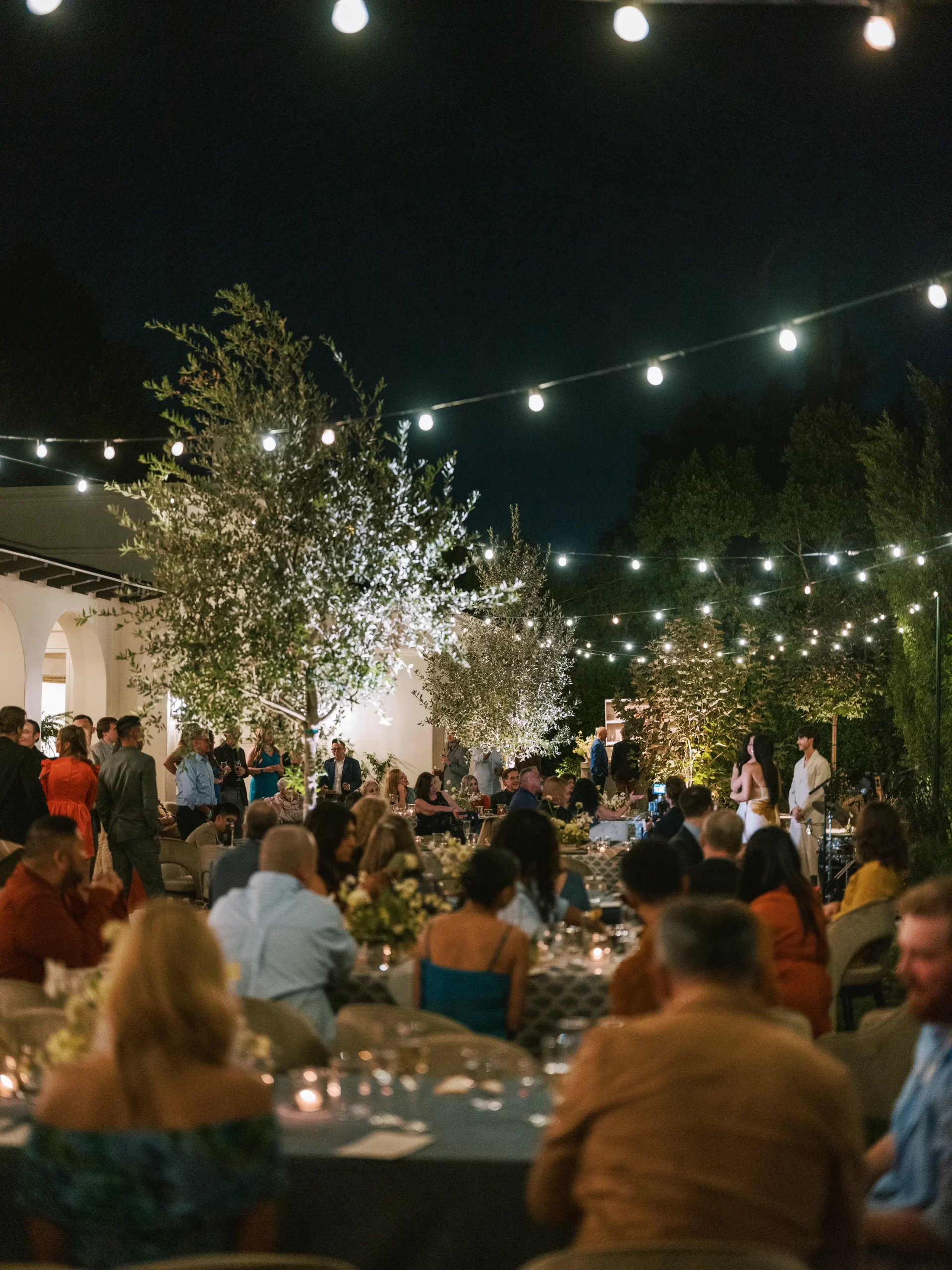 De bruiloft van Lana Condor en Anthony De La Torre